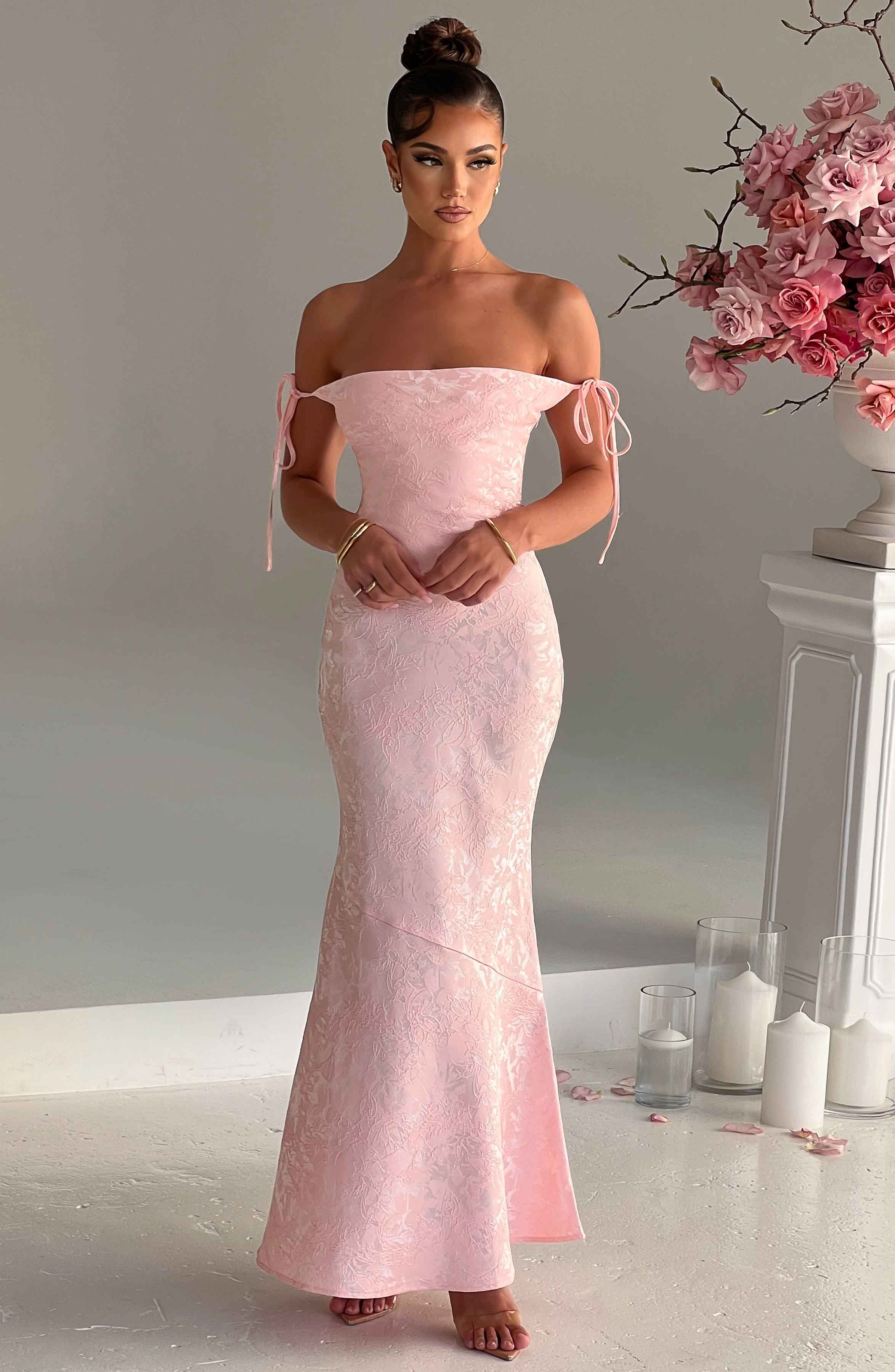 Whitney Pembe Maxi Elbise