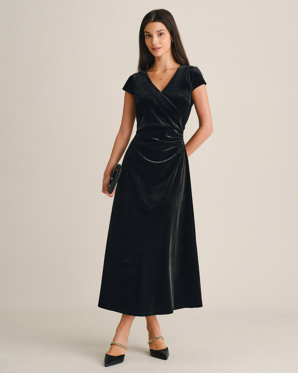 Siyah V Yaka Velur Maxi Elbise