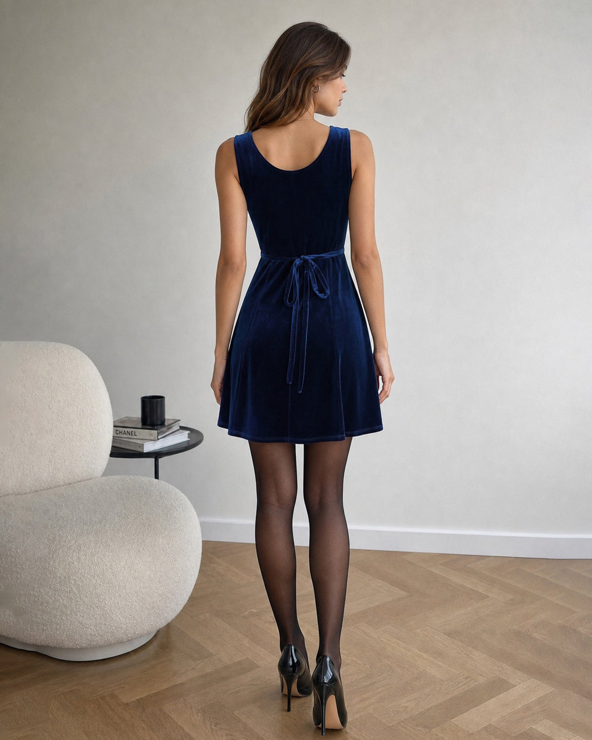Lacivert Bot Neck Kolsuz Velur Mini Elbise