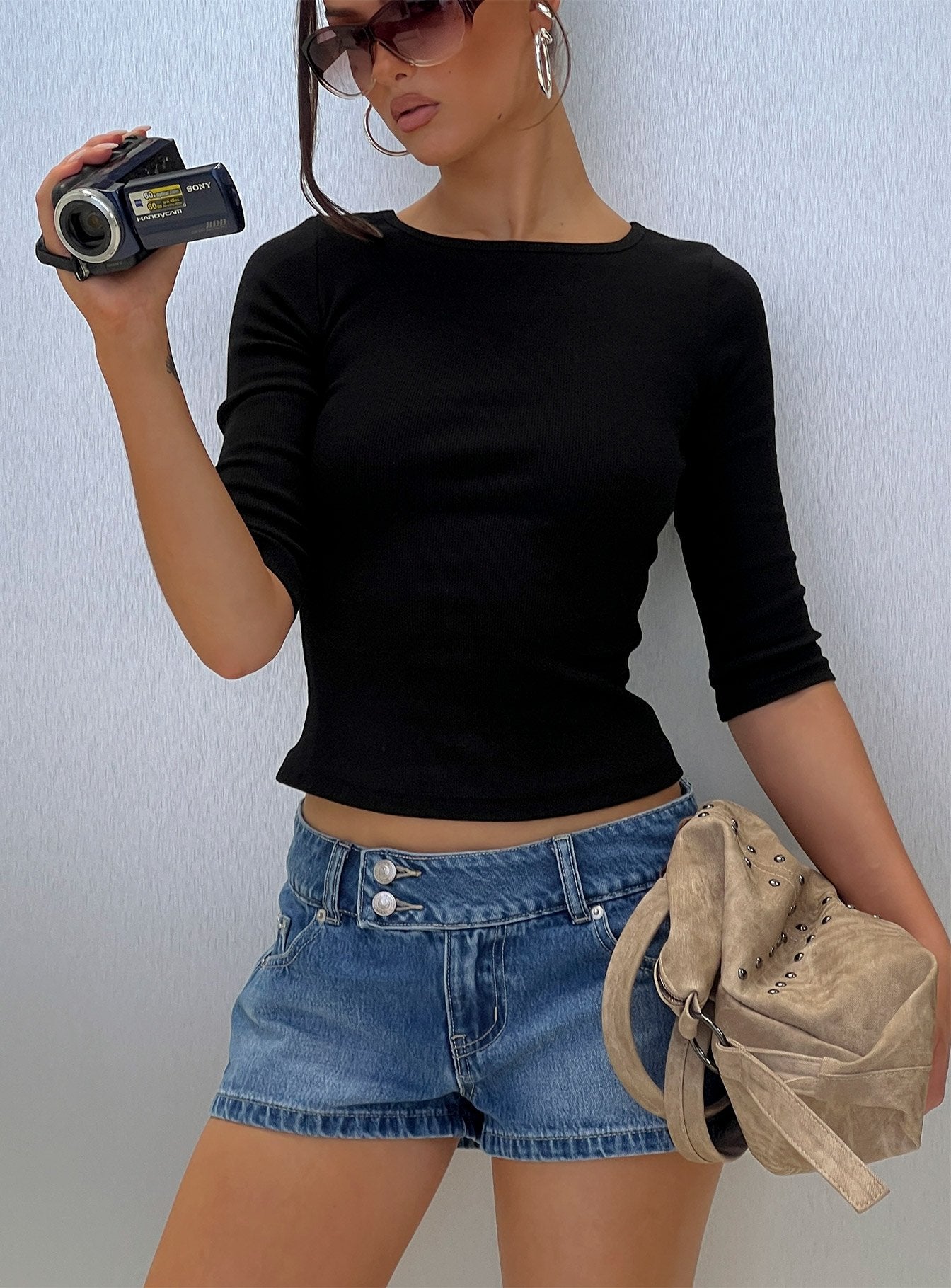 Orta Mavi Düşük Bel Mikro Denim Şort - Cruiza