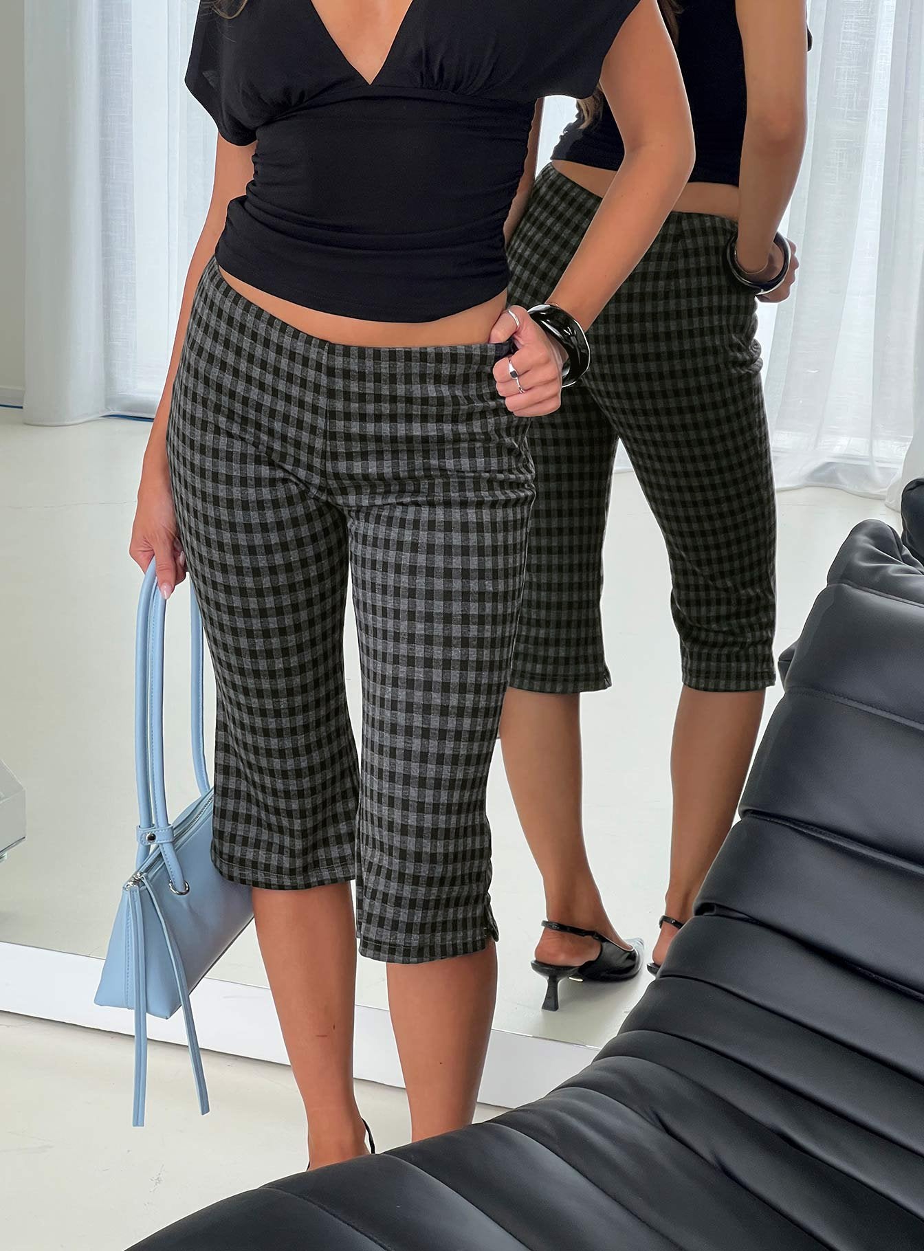 Işıklar Kapalı Capri Pantolon