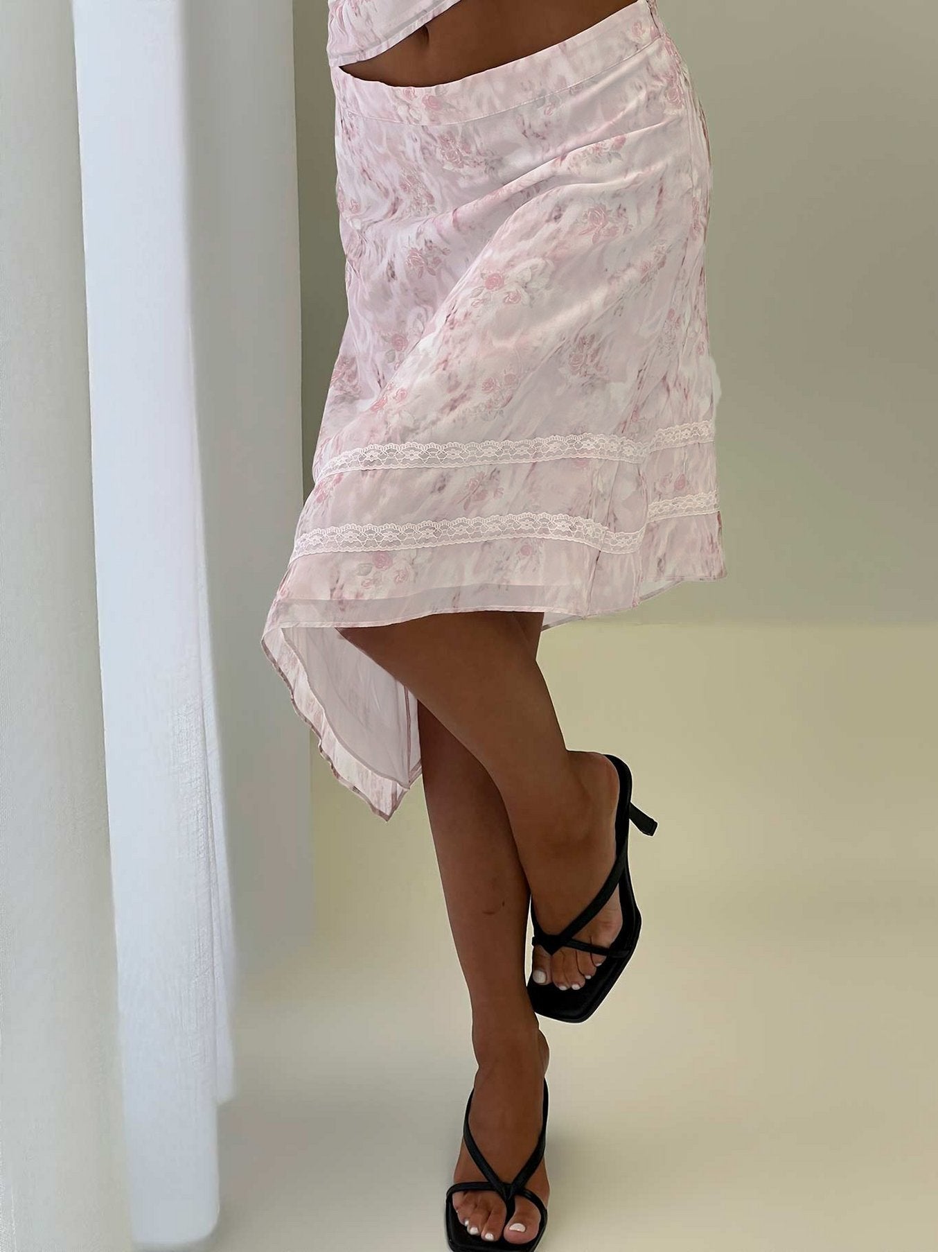 Avaline Pembe Asimetrik Midi Etek