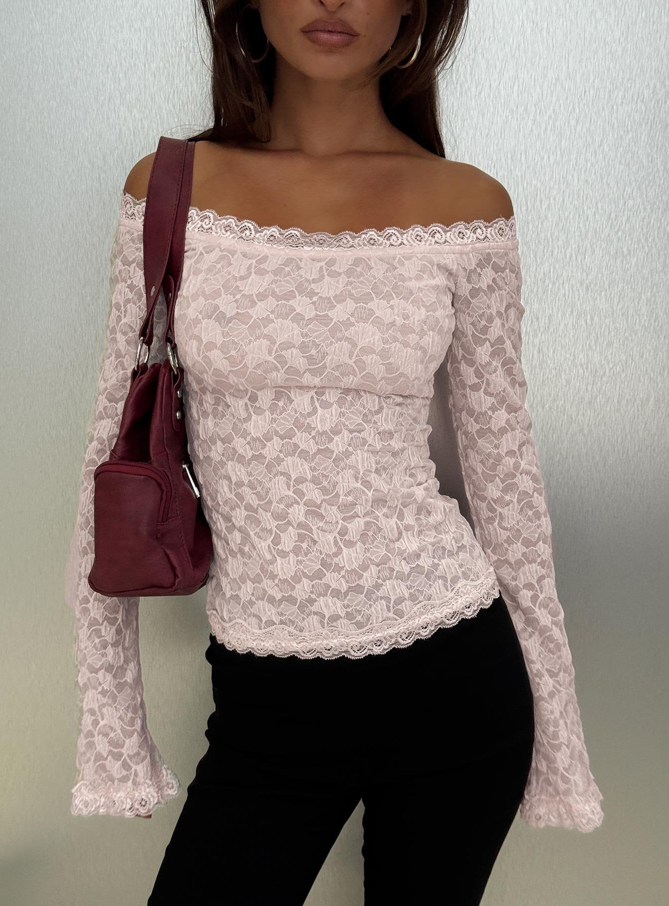 Mochapella Yumuşak Pembe Off-Shoulder Bluz