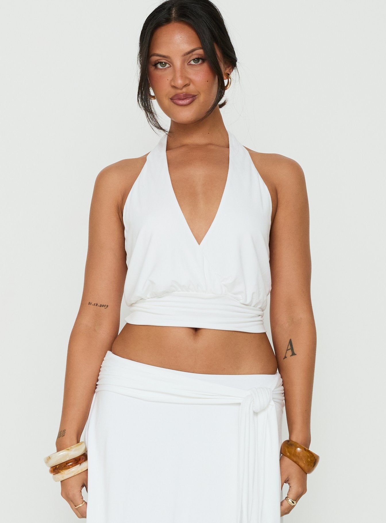 Arabele Beyaz Anvelop Halter Crop Top