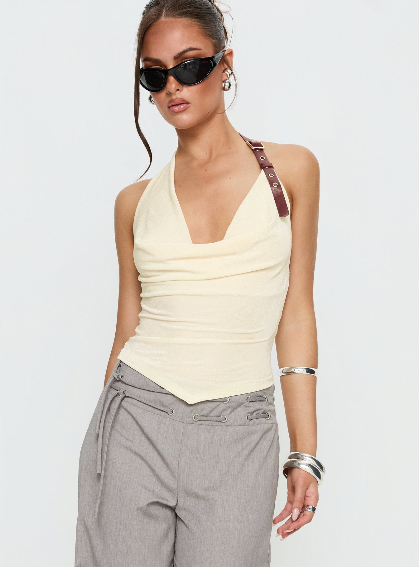 Syrenah Krem Halter Yaka Bluz