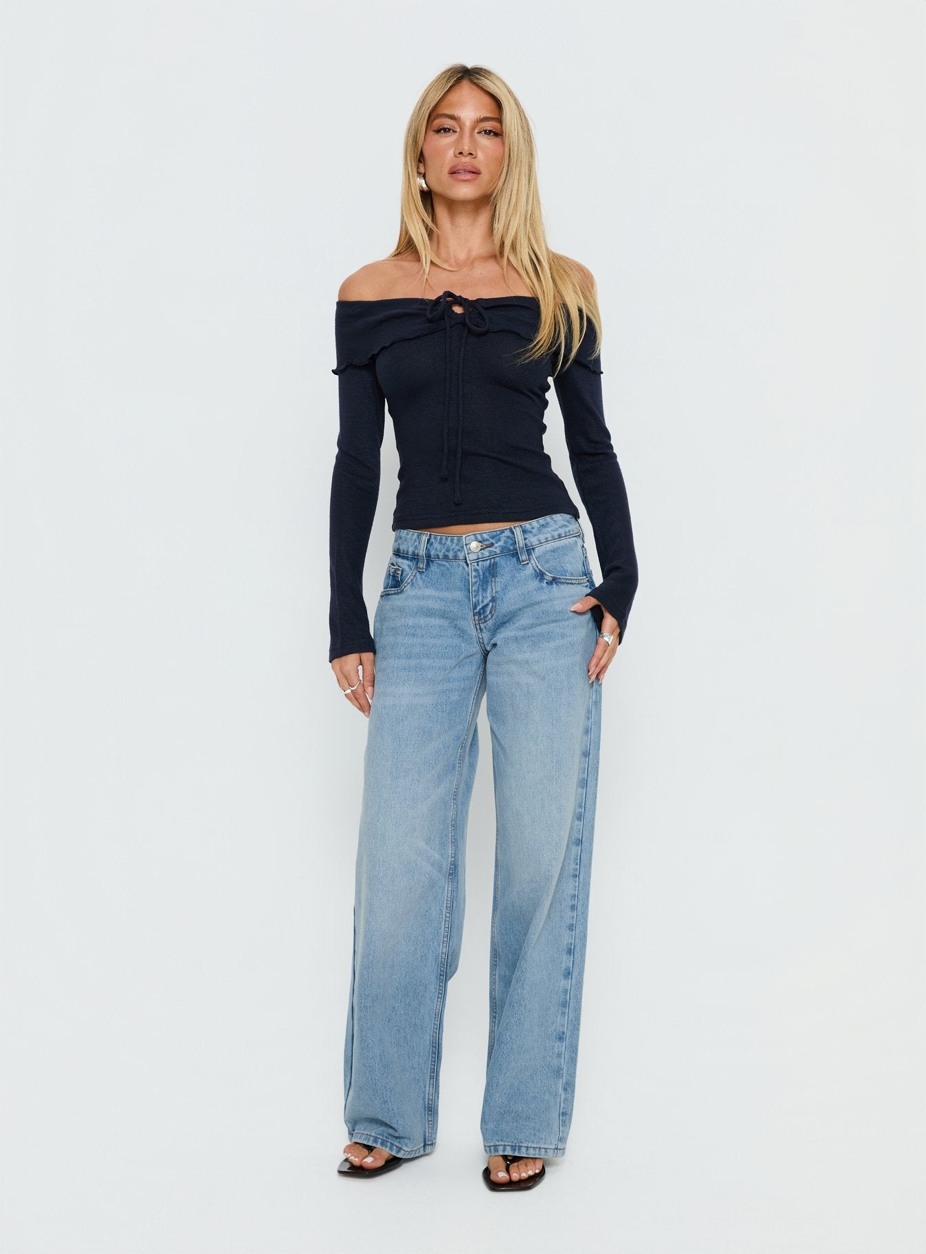 Ellanor Orta Mavi Düşük Bel Bol Kesim Denim Pantolon