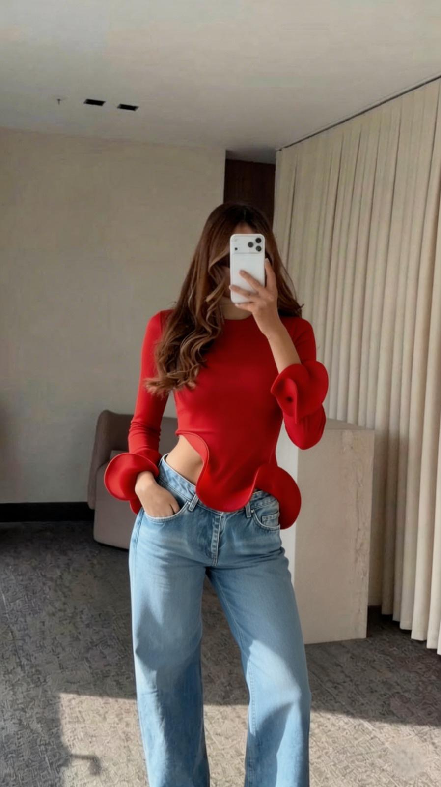 Scarlet Wave Top
