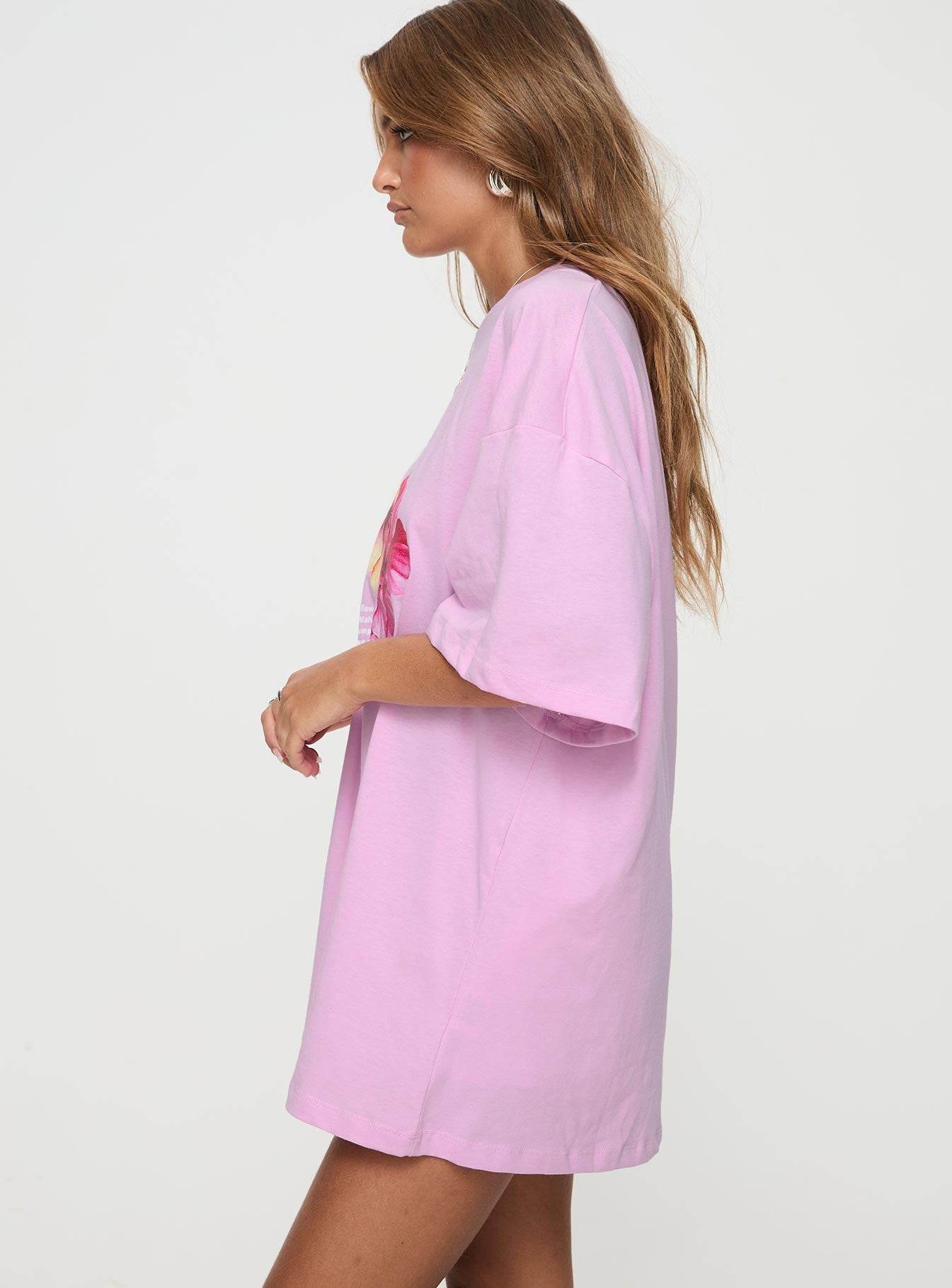Hibiskus Desenli Oversize Pembe Tişört