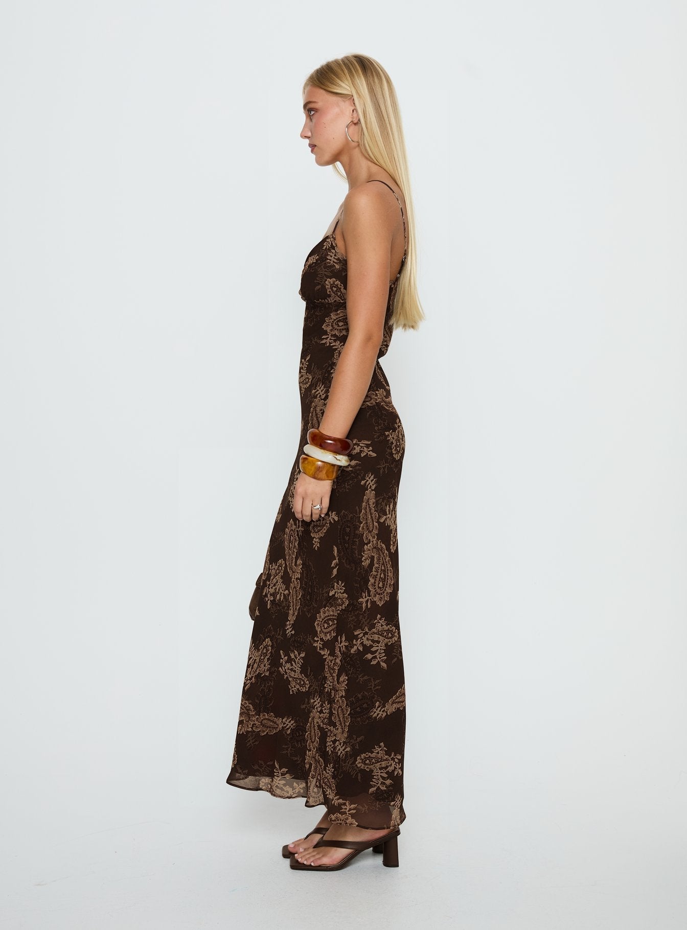 Jemimah V Yaka Kahverengi Paisley Maxi Elbise
