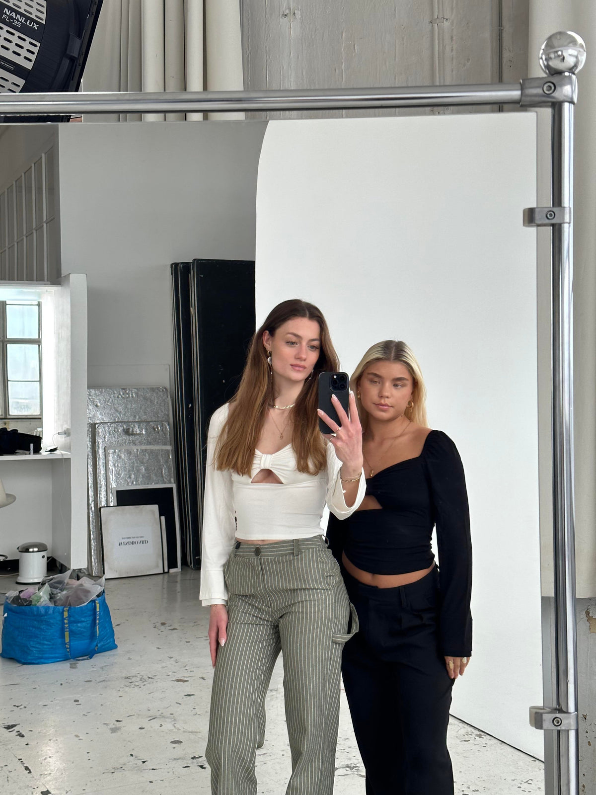 Krem Renk Düğümlü Harlow Bluz
