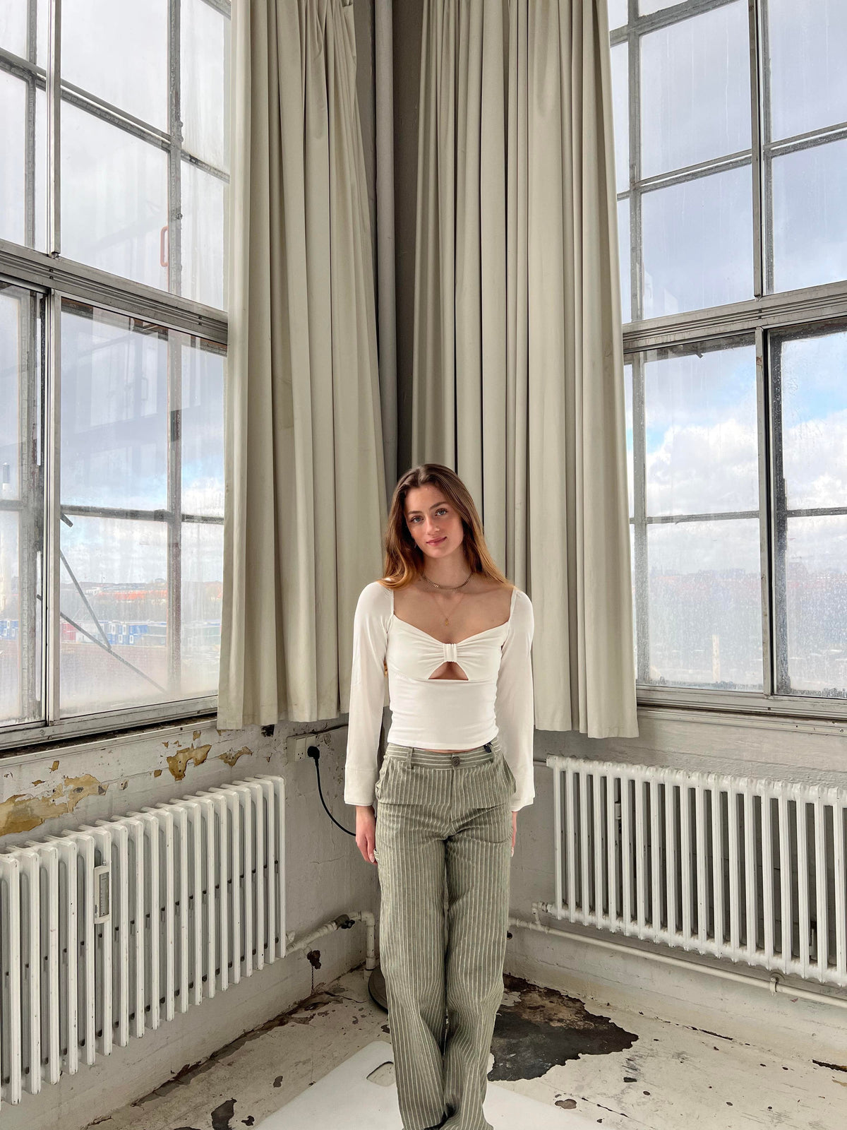Krem Renk Düğümlü Harlow Bluz