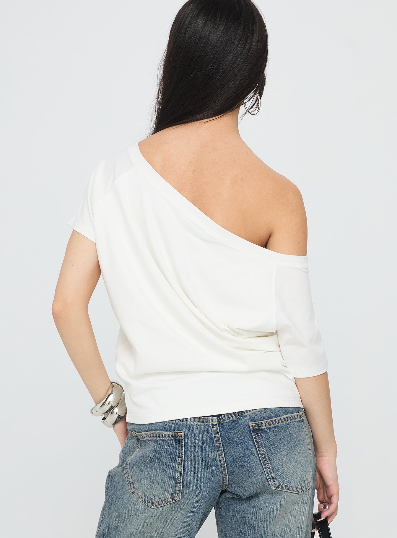 İkonik Bebek Off Shoulder Beyaz Bluz