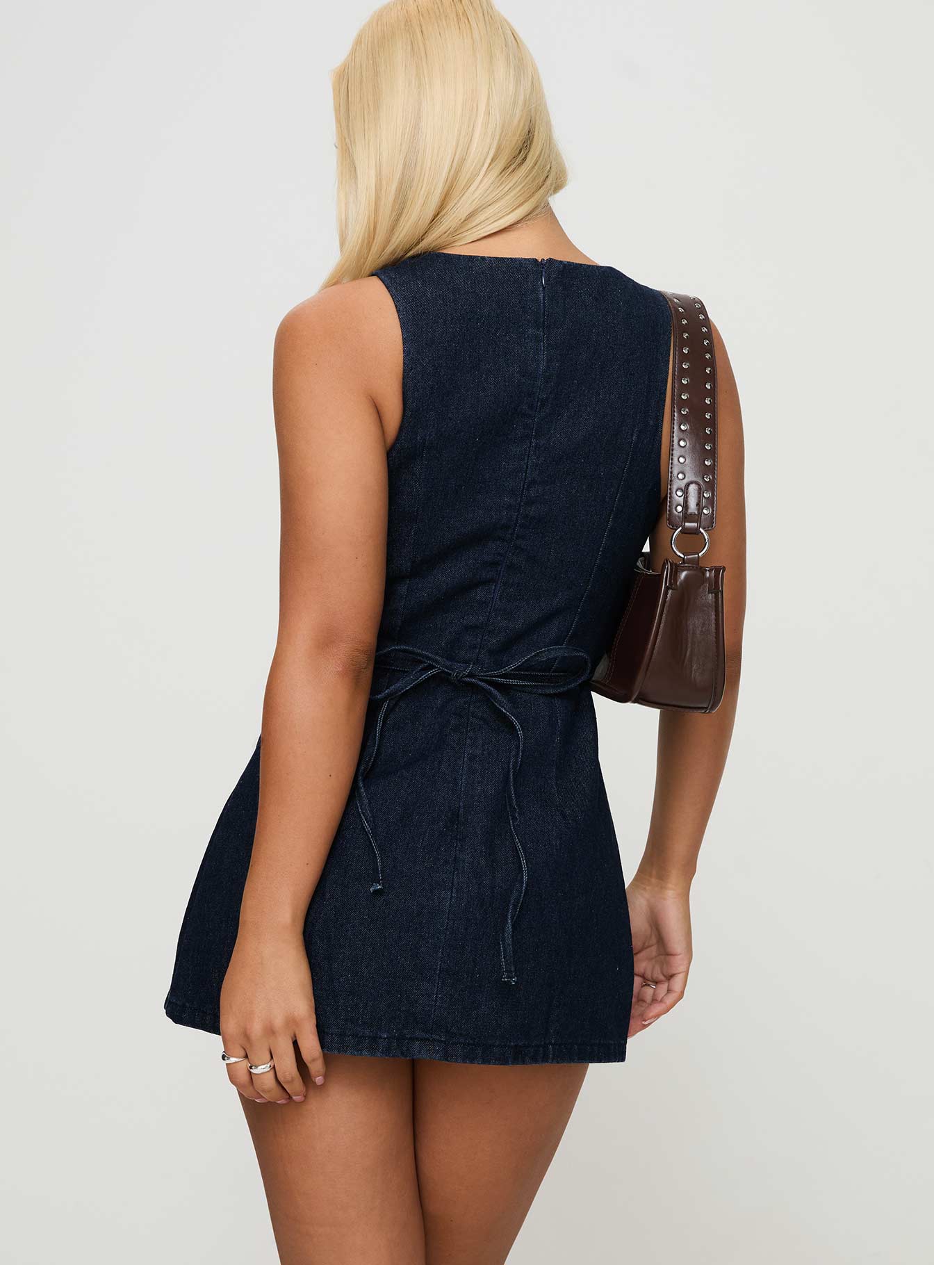 Ainsleigh Koyu Yıkamalı Askılı Denim Mini Elbise