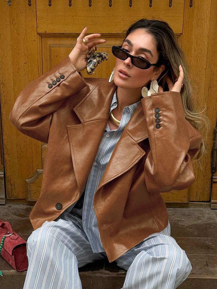 Milano Cropped Leather Blazer