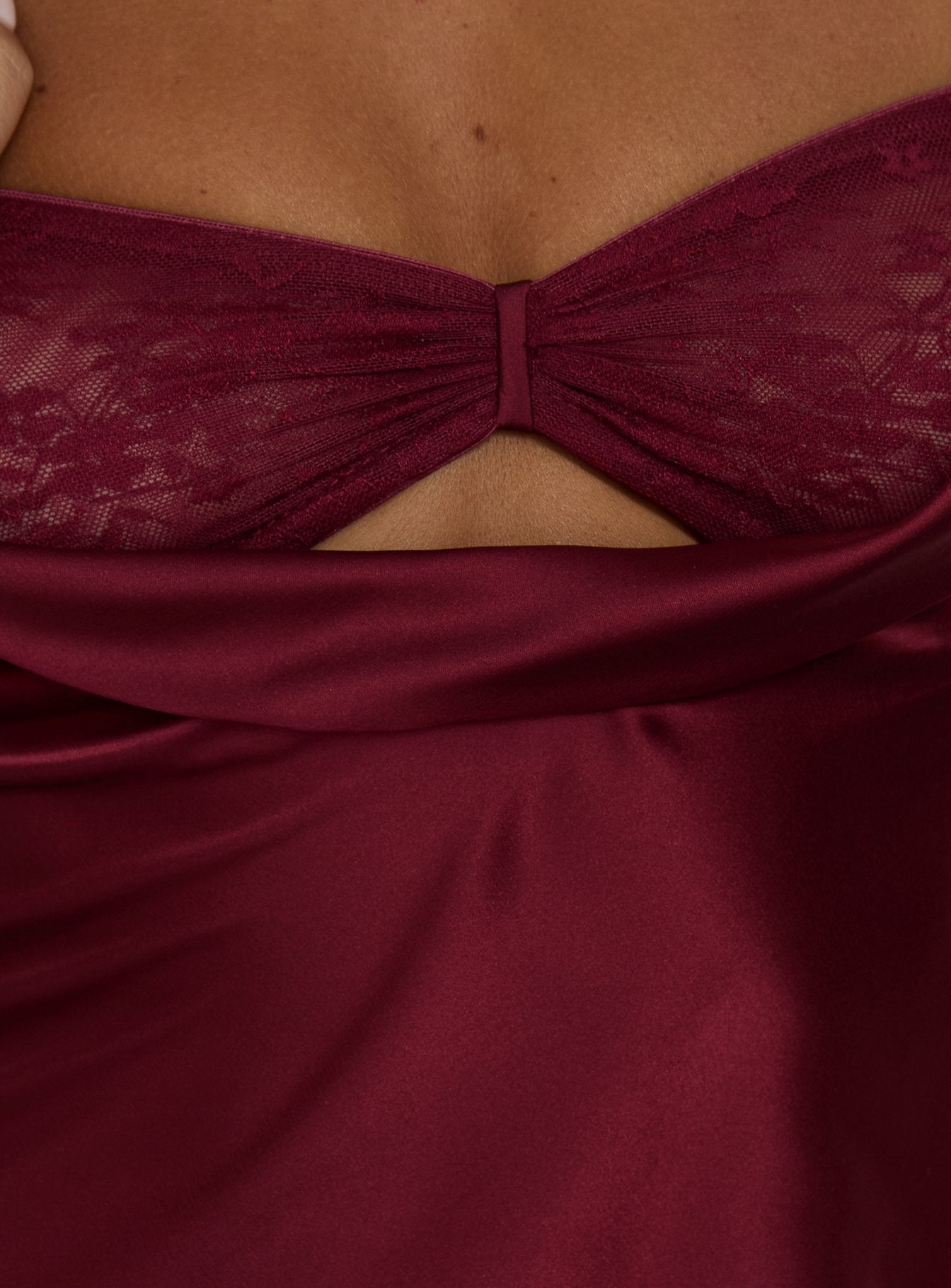 Delilah Bordo Bluz