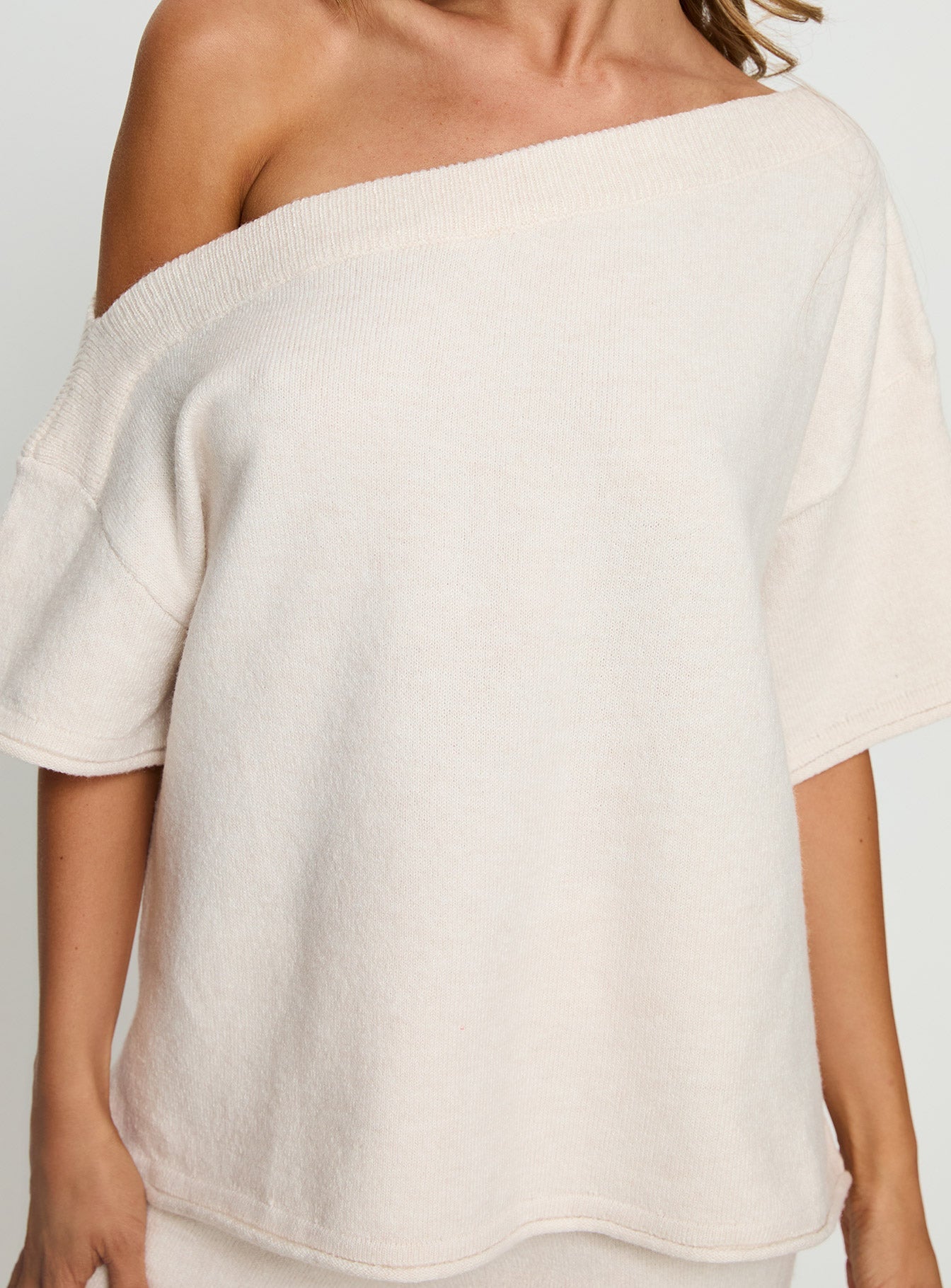 Yırtmaçlı Oversize Triko Bluz - Yulaf