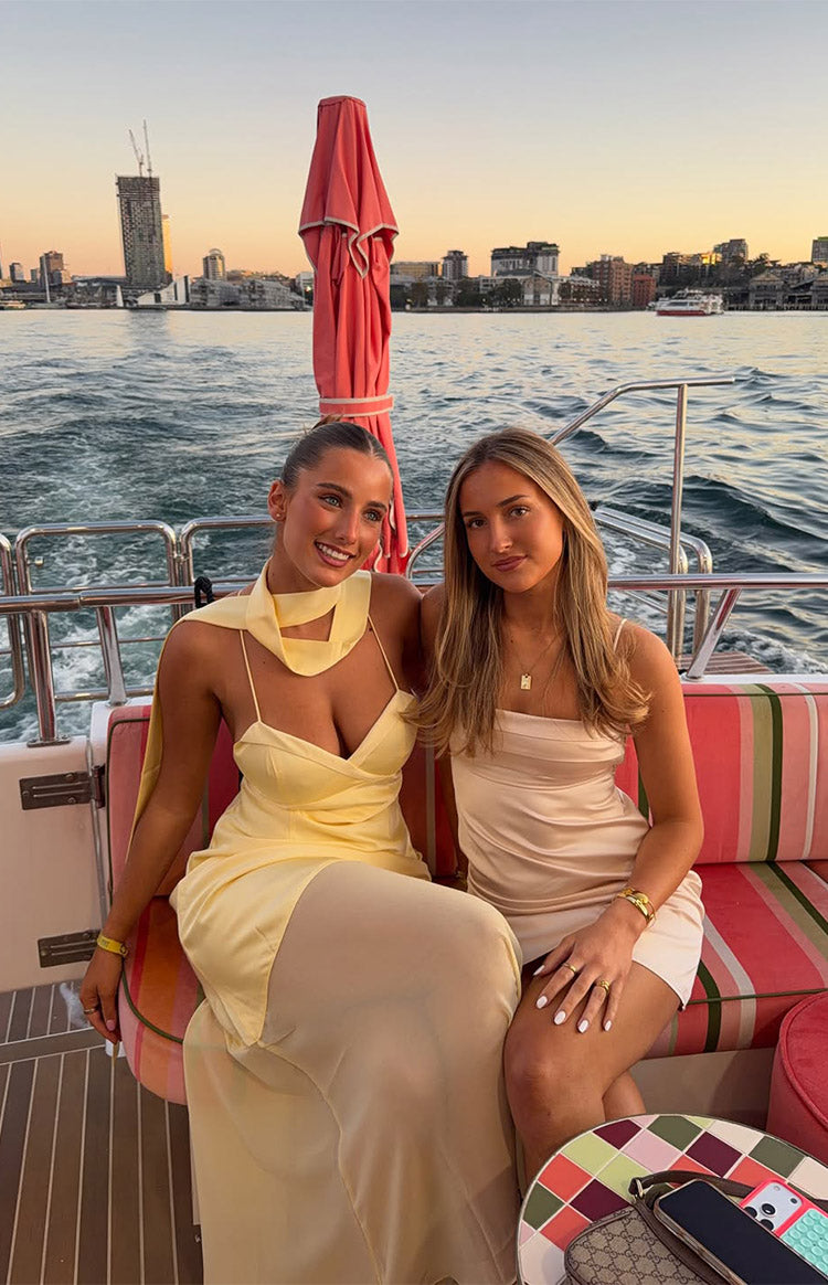 Laila Sarı Saten Maxi Elbise