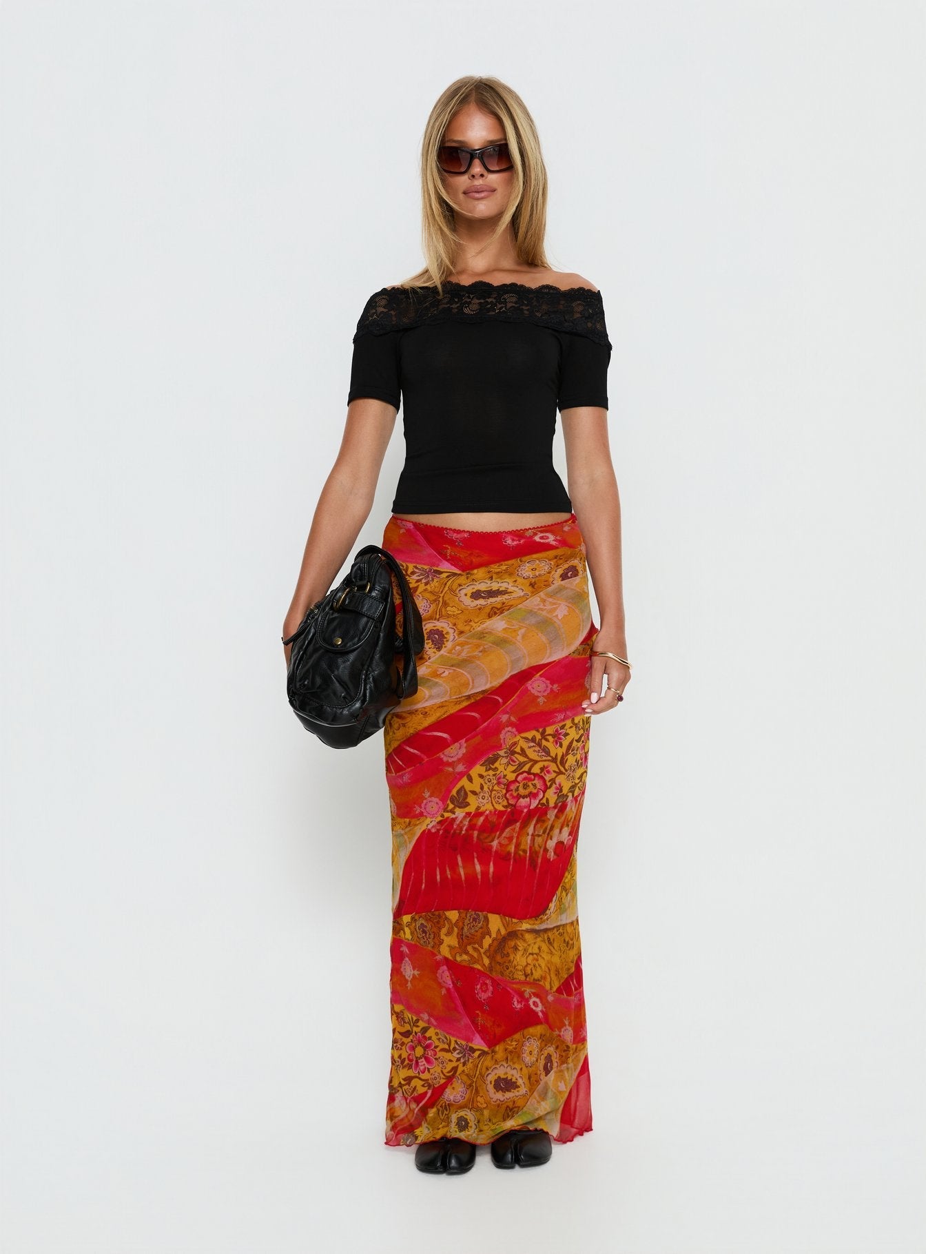 Breiann Dantel Off-Shoulder Siyah Kısa Kol Bluz