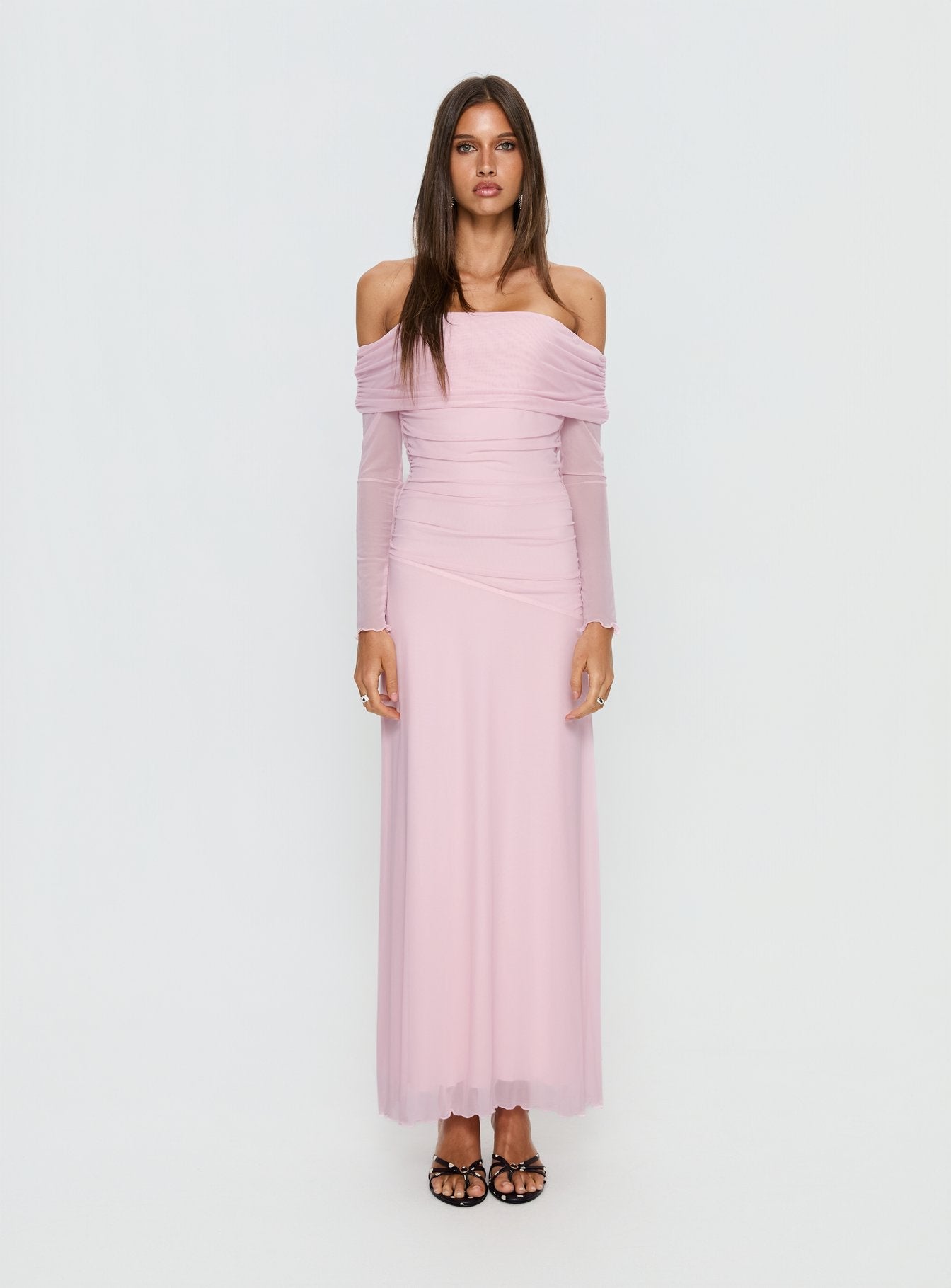 Emorissa Yumuşak Pembe Off-Shoulder Uzun Maxi Elbise