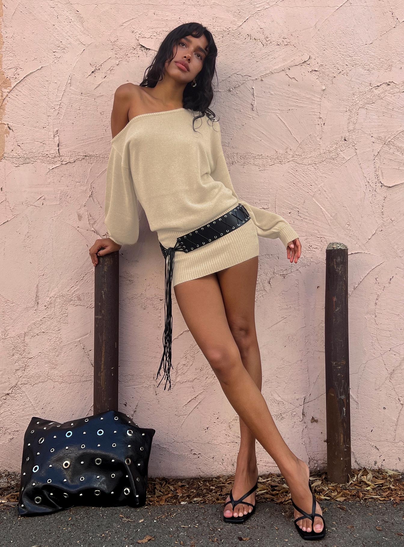 Johannah Altın Renk Off Shoulder Uzun Kollu Mini Elbise