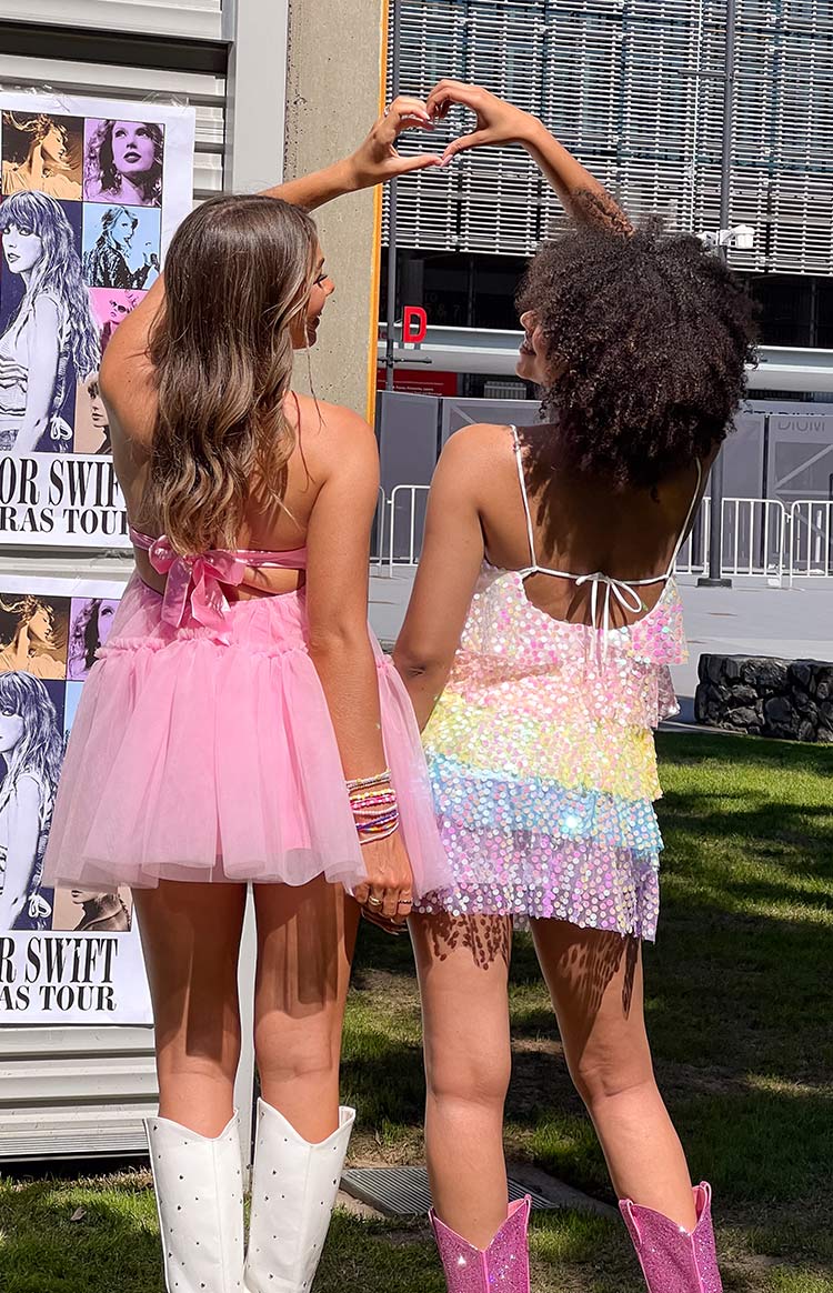 Abigail Pembe Askısız Mini Elbise - Şık ve Rahat Yaz Modası