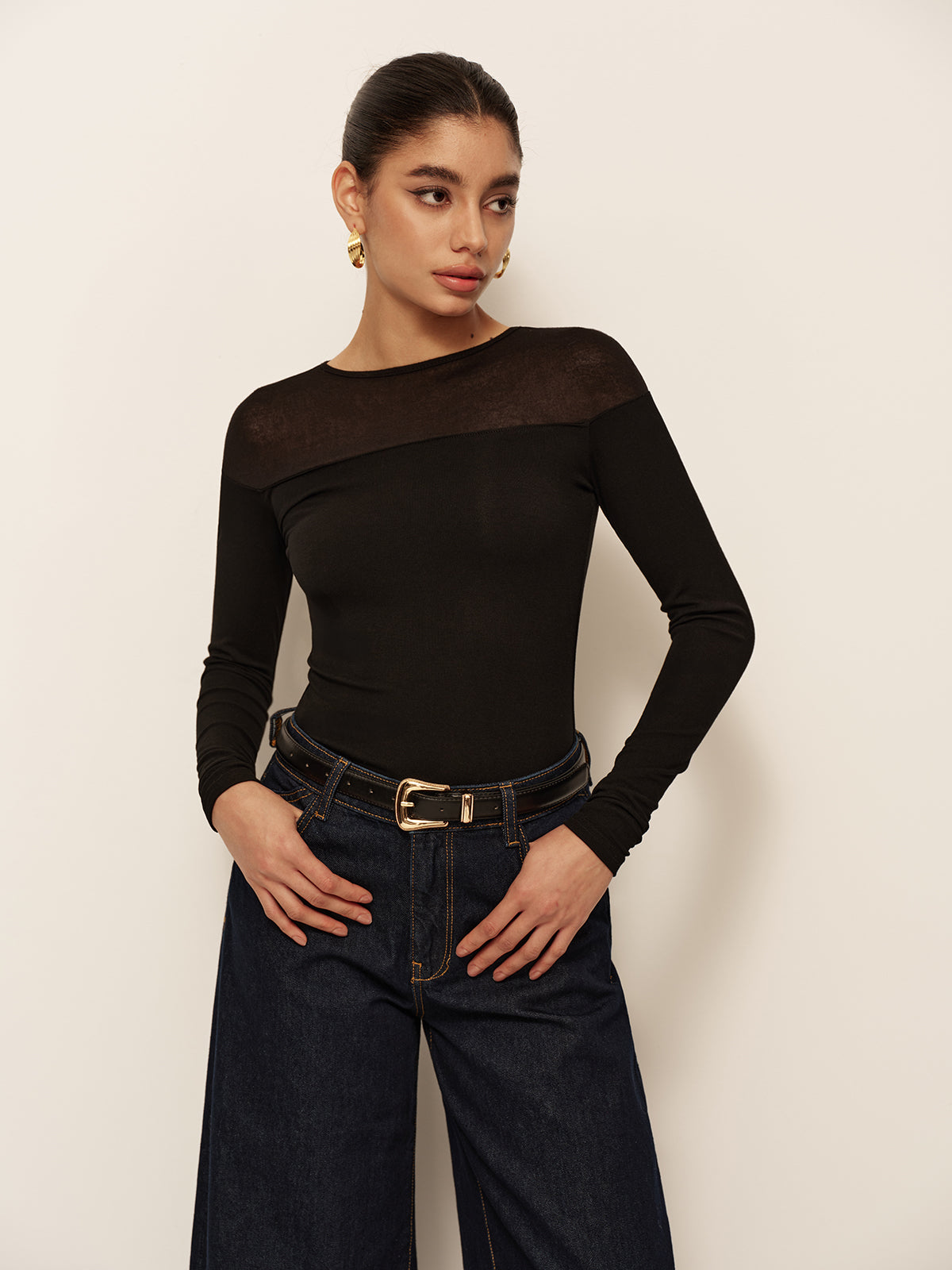 Transparan Omuz Detaylı Slim Fit Jarse Tişört