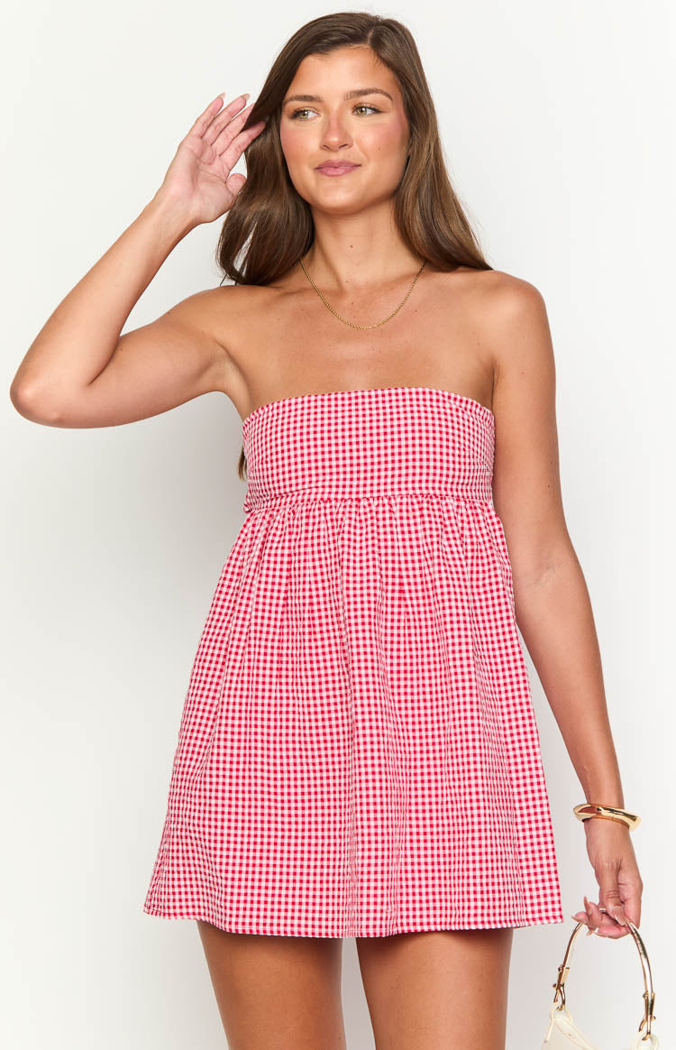 Kadın Kırmızı Gingham Askısız Mini Elbise - Şık Yaz Modası
