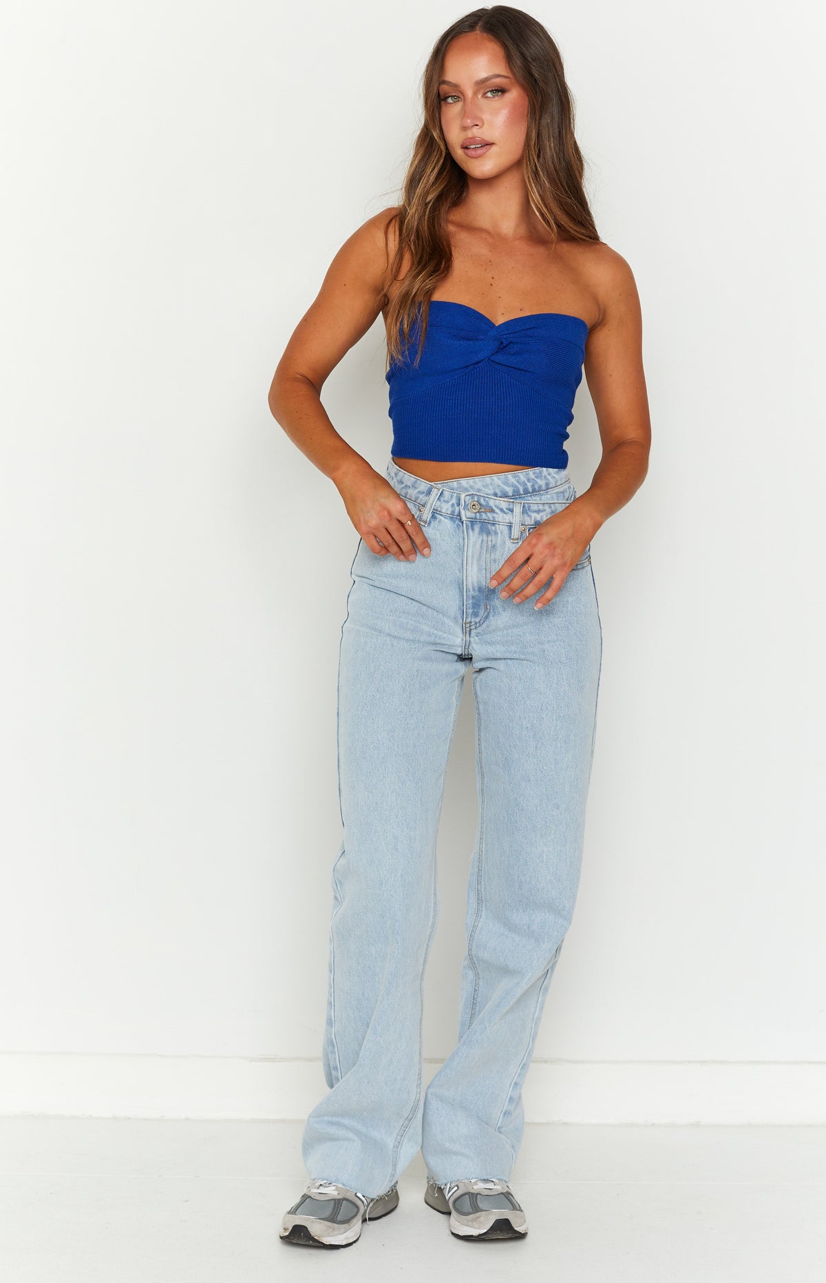 Kansis Asimetrik Bel Açık Mavi Denim Pantolon