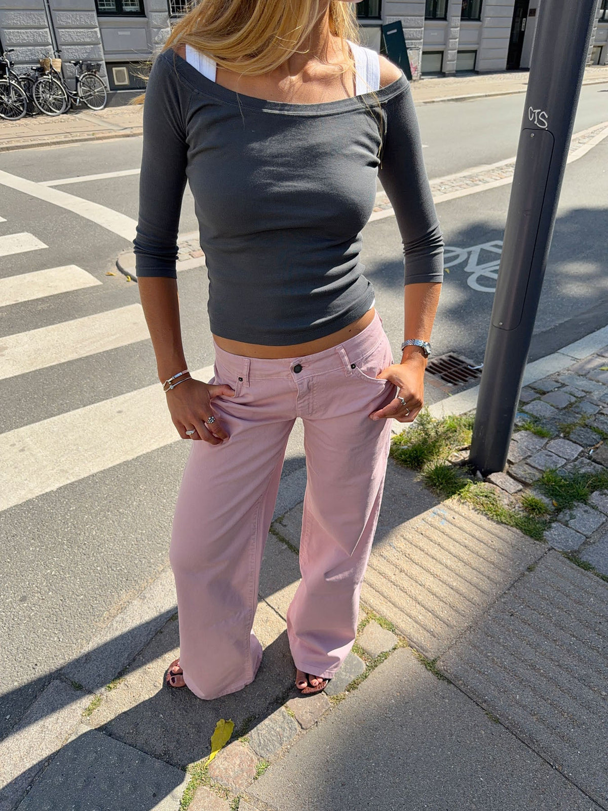 Floraline Toz Pembe Düşük Bel Kot Pantolon