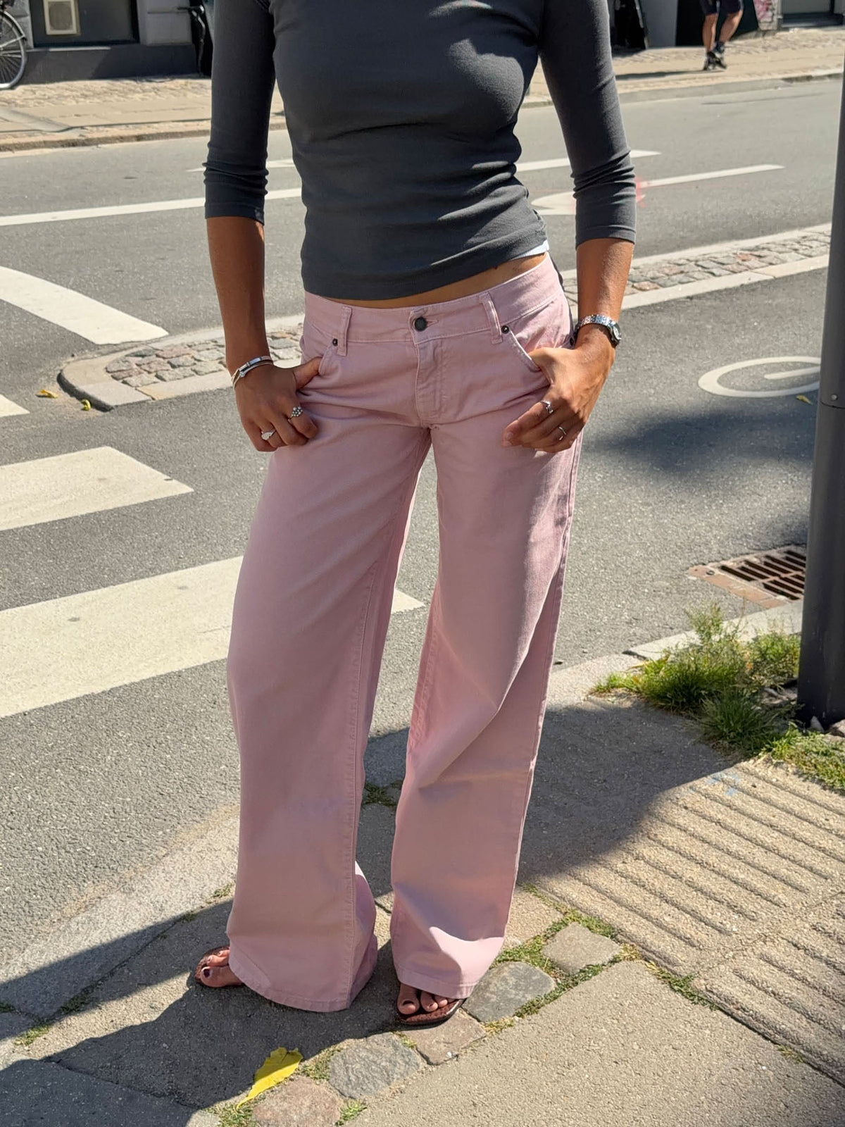 Floraline Toz Pembe Düşük Bel Kot Pantolon