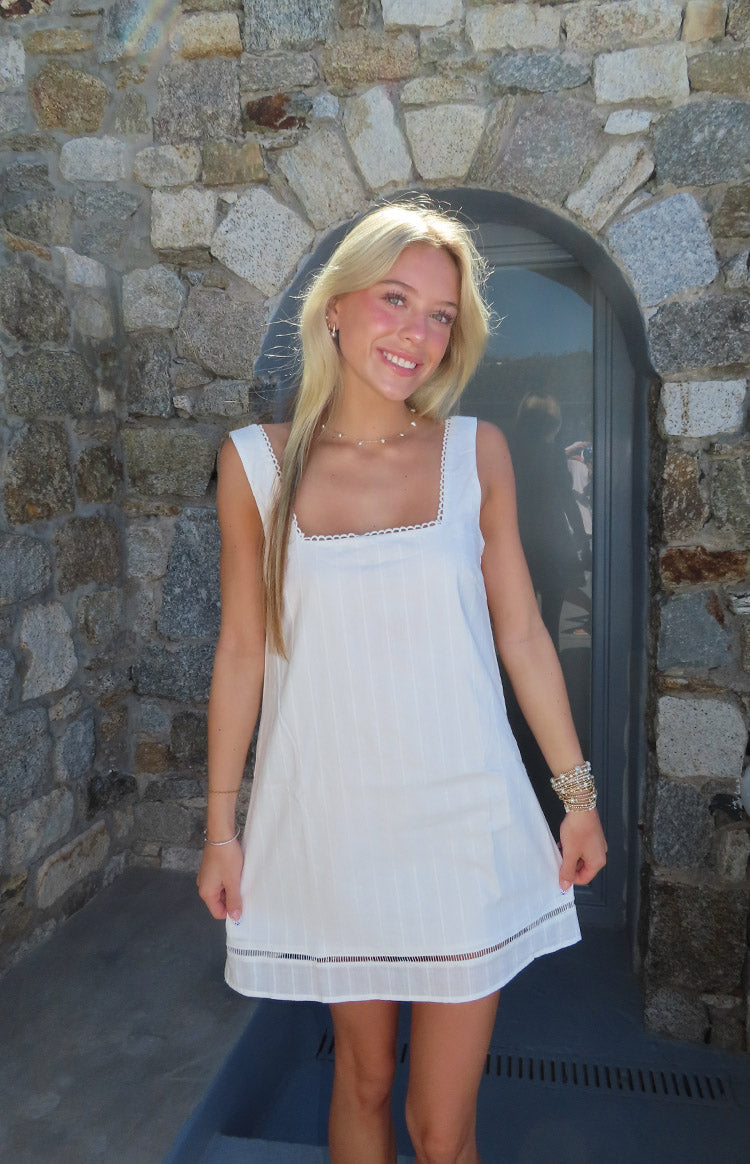 Jenny Beyaz Dantel Mini Elbise