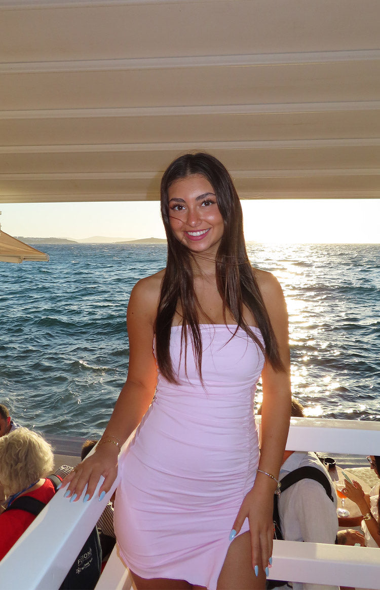 Pembe Şifon Straplez Mini Elbise