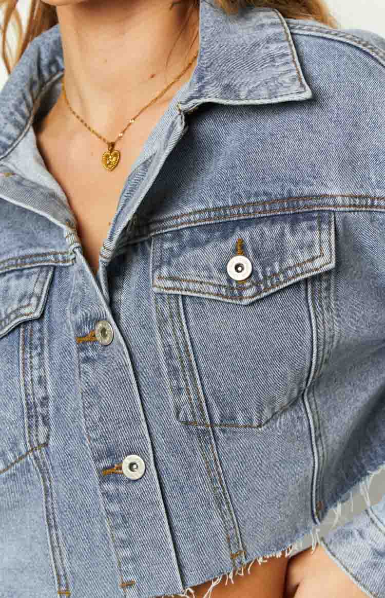 Helena Orta Yıkama Denim Kısa Ceket
