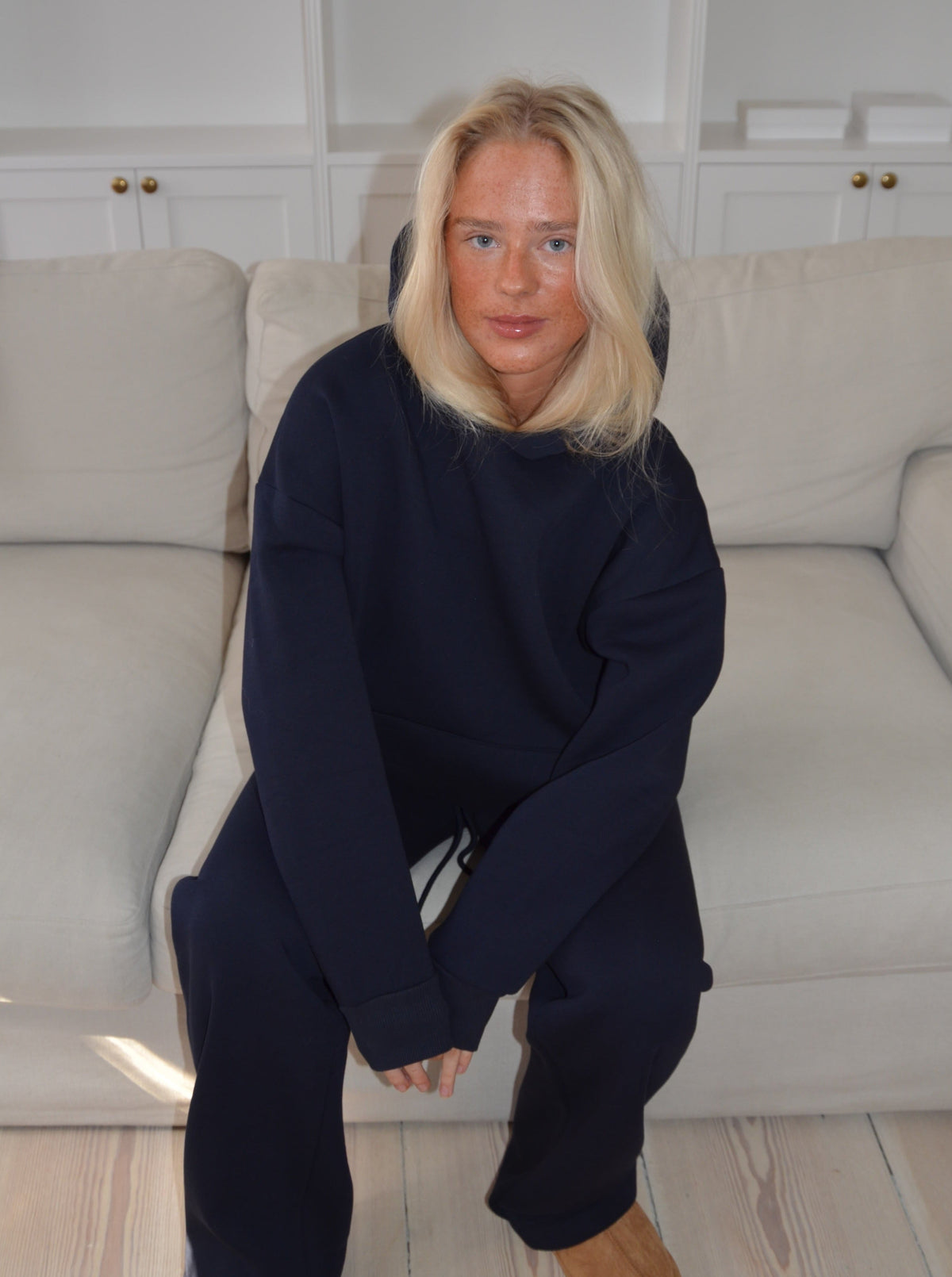 Anelise Lacivert Kapüşonlu Sweatshirt