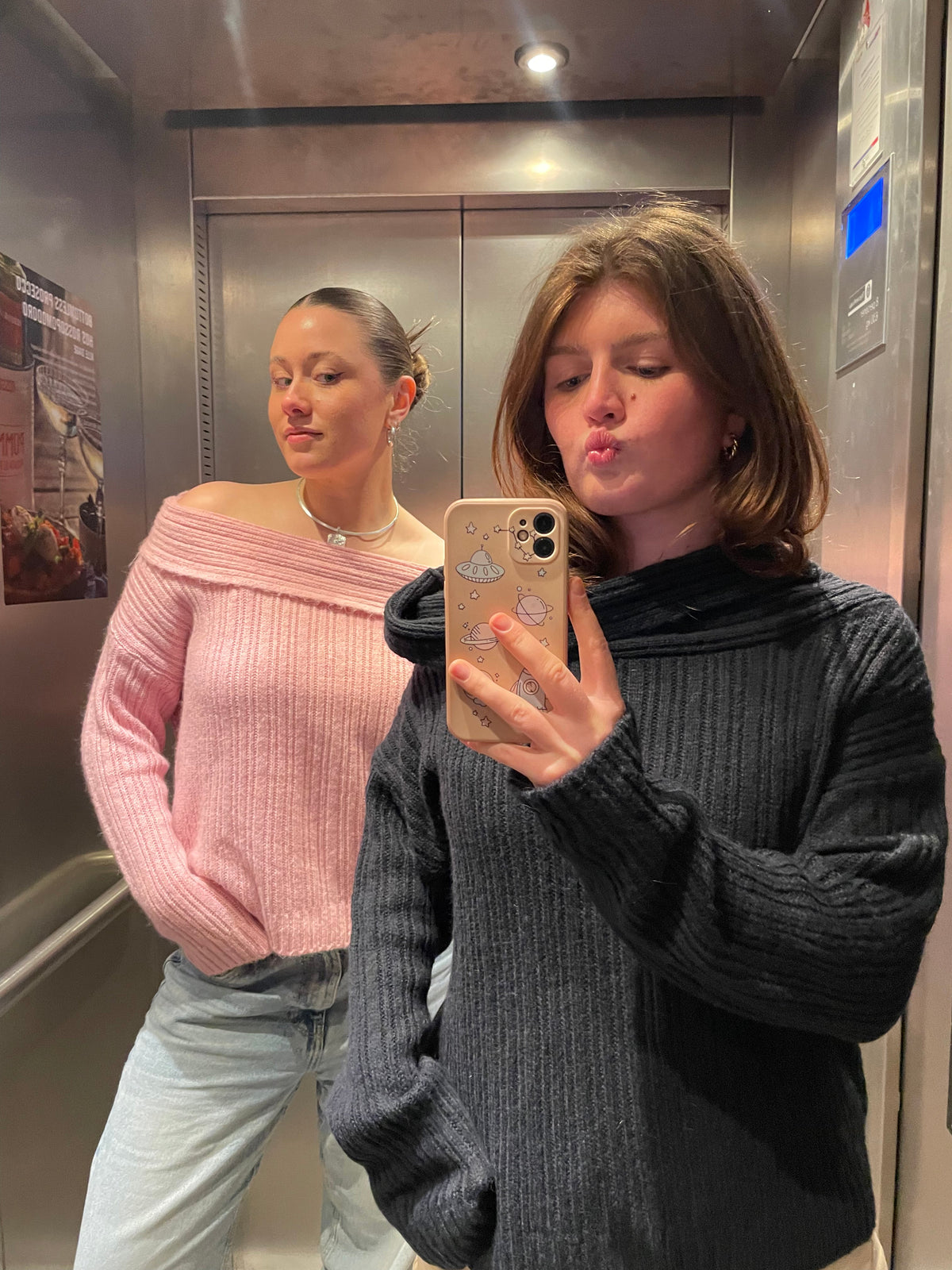 Elinor Pembe Omuz Askılı Triko Bluz