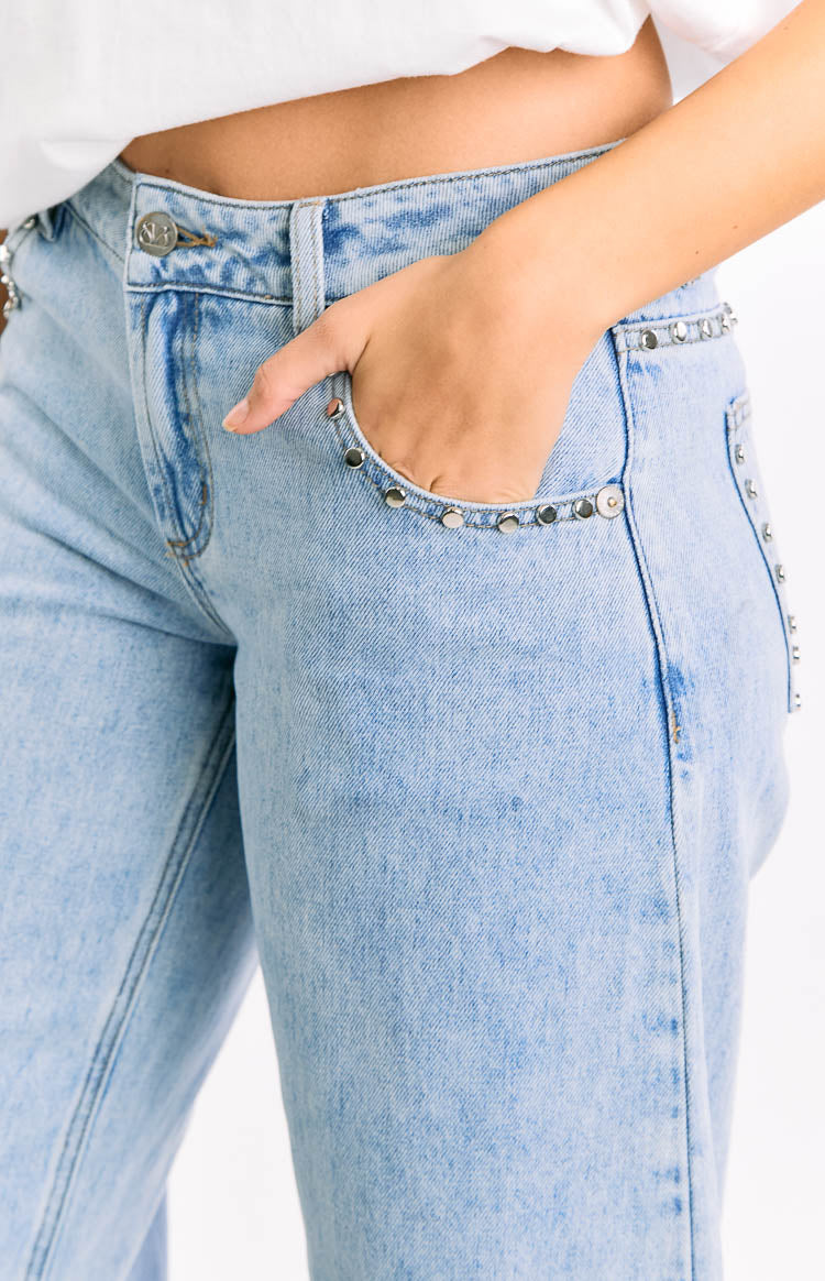 Jannina Açık Yıkama Denim Taşlı Düşük Bel Jean