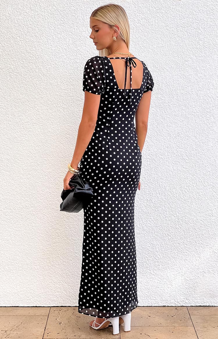 Lovella Siyah Dots Maxi Elbise - Şık ve Rahat Tasarım