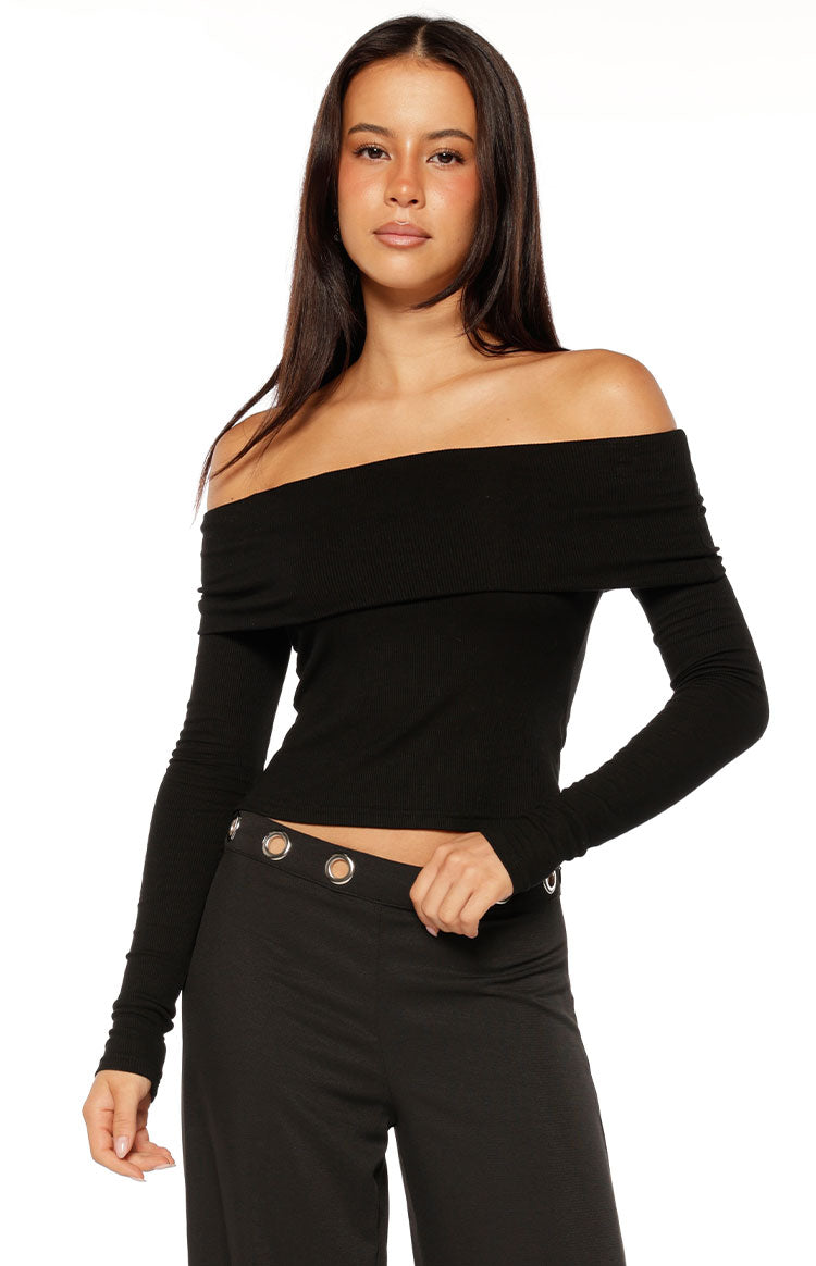 Marlin Siyah Off Shoulder Uzun Kollu Üst
