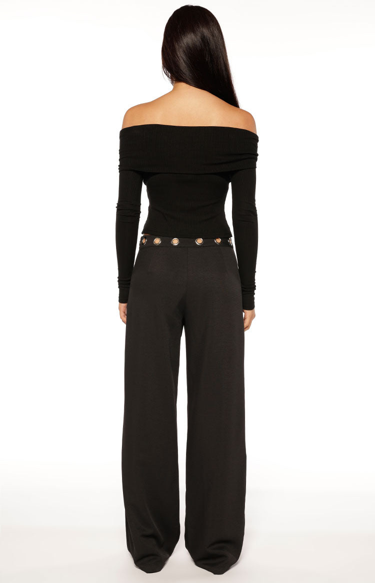 Marlin Siyah Off Shoulder Uzun Kollu Üst