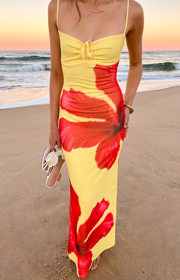 Rosalyn Sarı Hibiskus Desenli Maxi Elbise