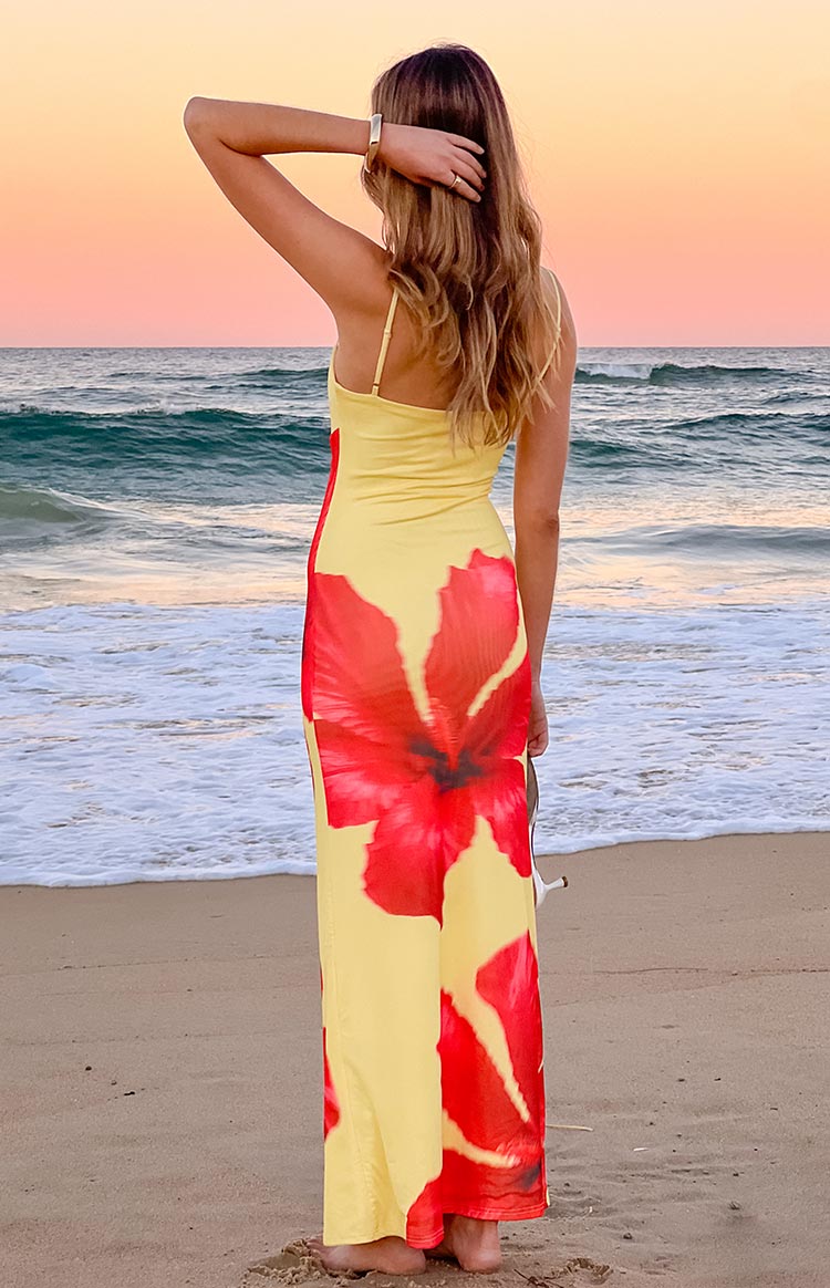 Rosalyn Sarı Hibiskus Desenli Maxi Elbise