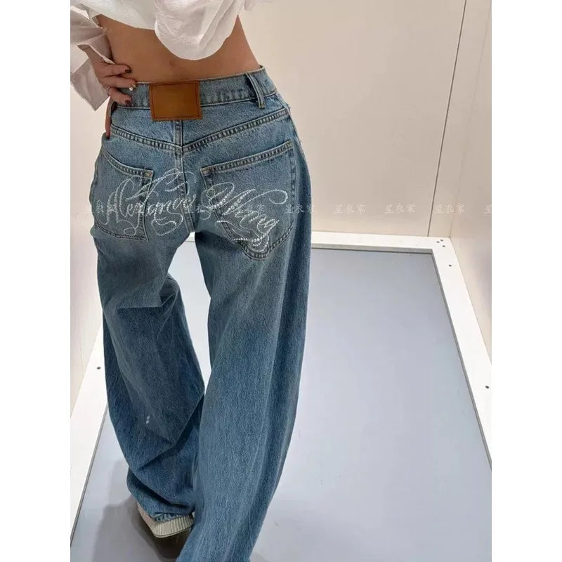 Shark Loose Fit Jean