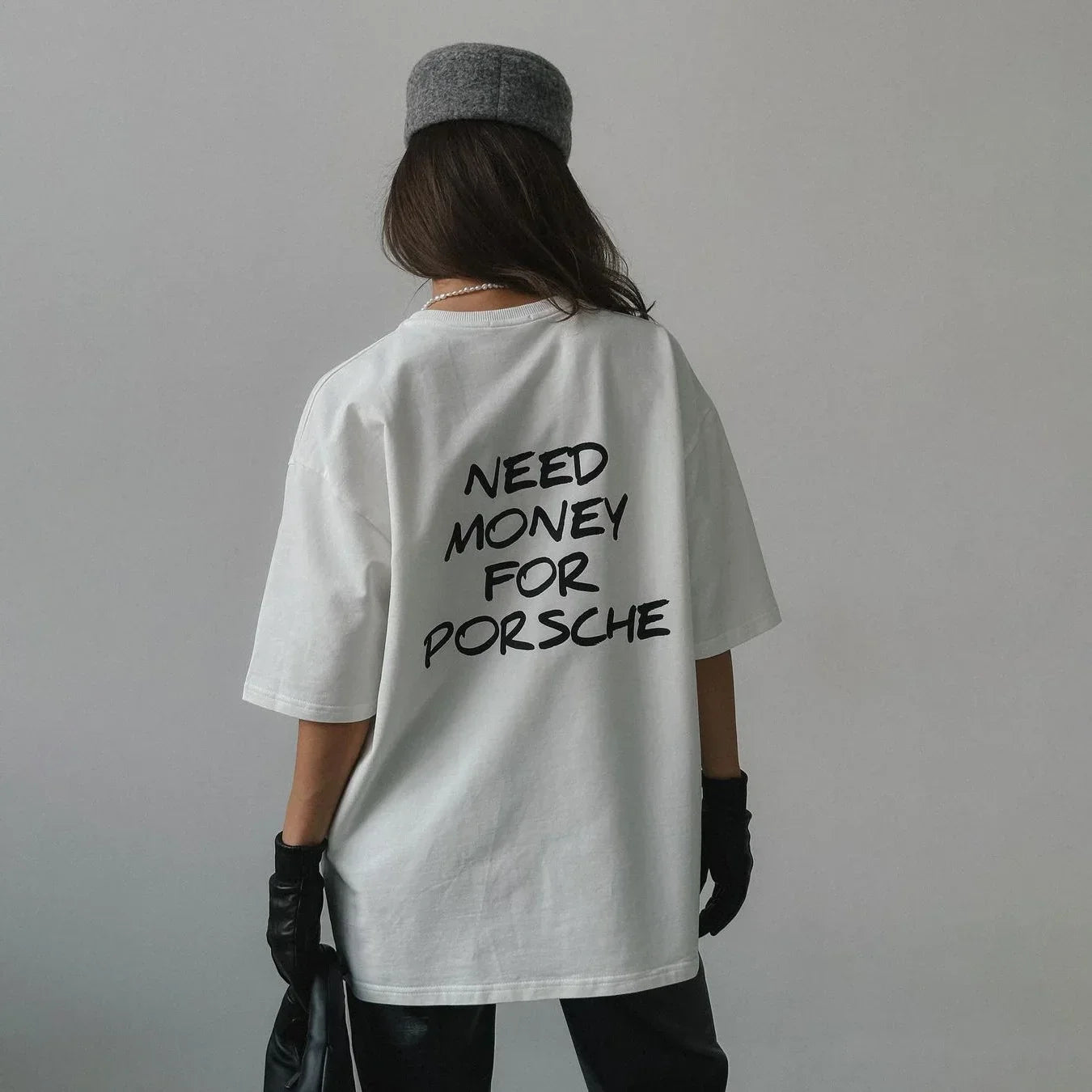 Need Money Tişört