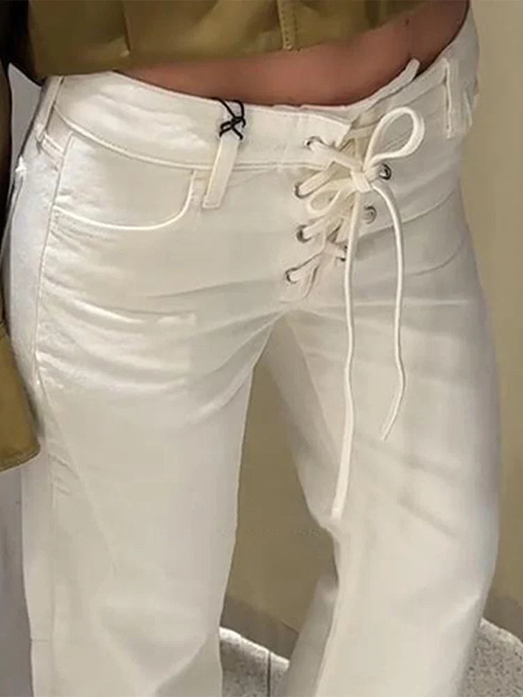 Novyra White Jean