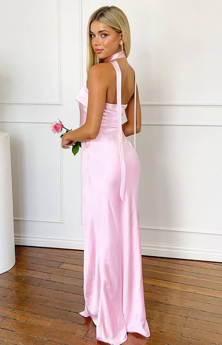 Shaelynn Pembe Saten Straplez Maxi Elbise