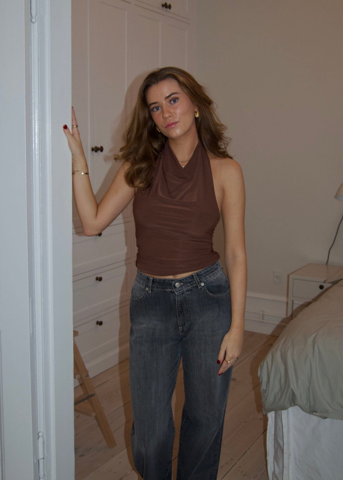 Kahverengi Dora Halter Yaka Bluz
