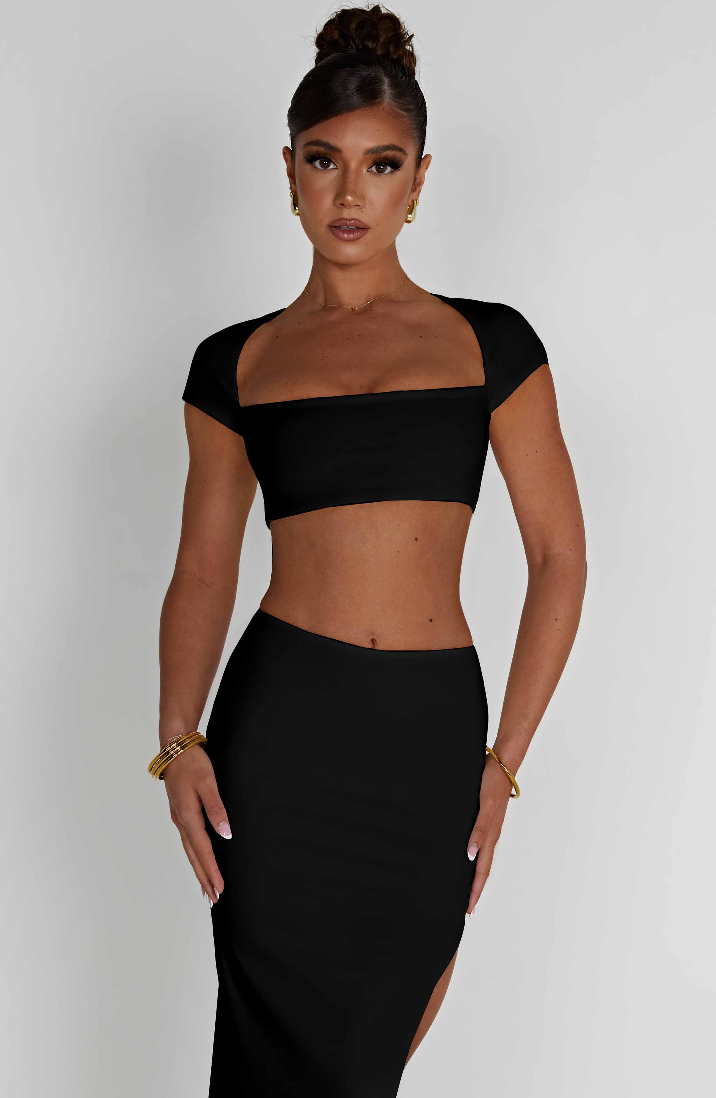 Adorn Siyah Bluzu