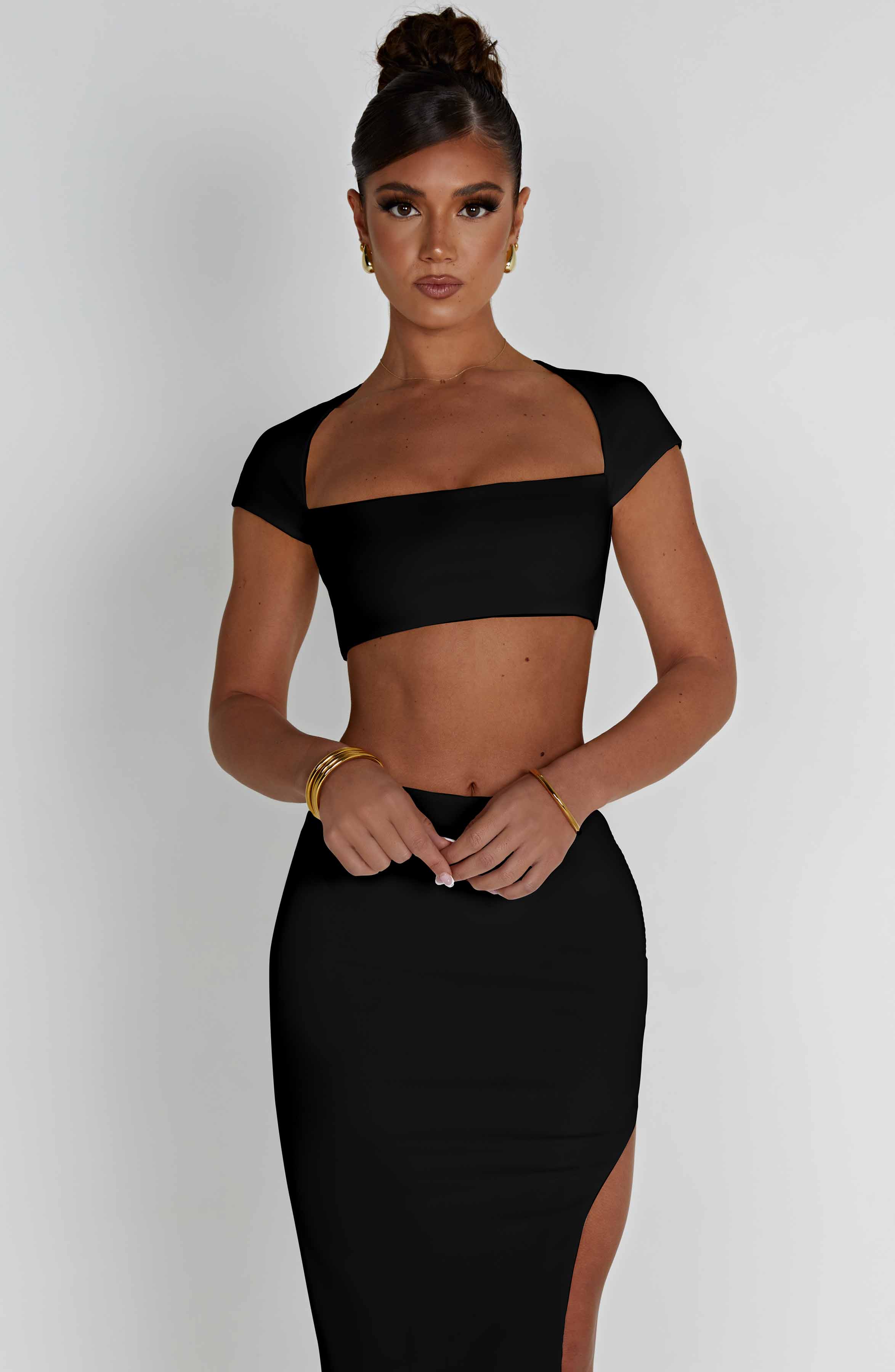 Adorn Siyah Bluzu