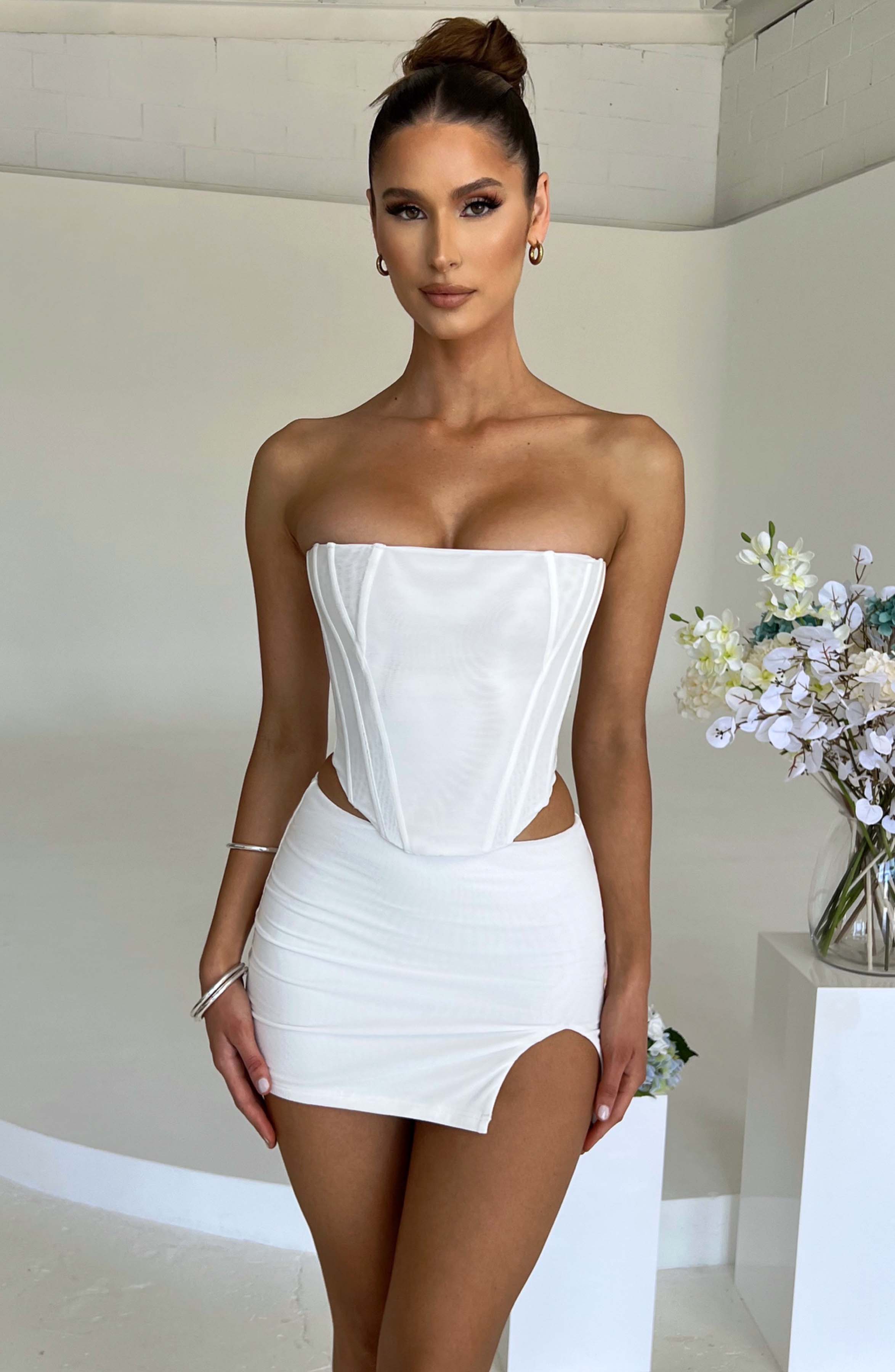 Alina Beyaz Mini Etek