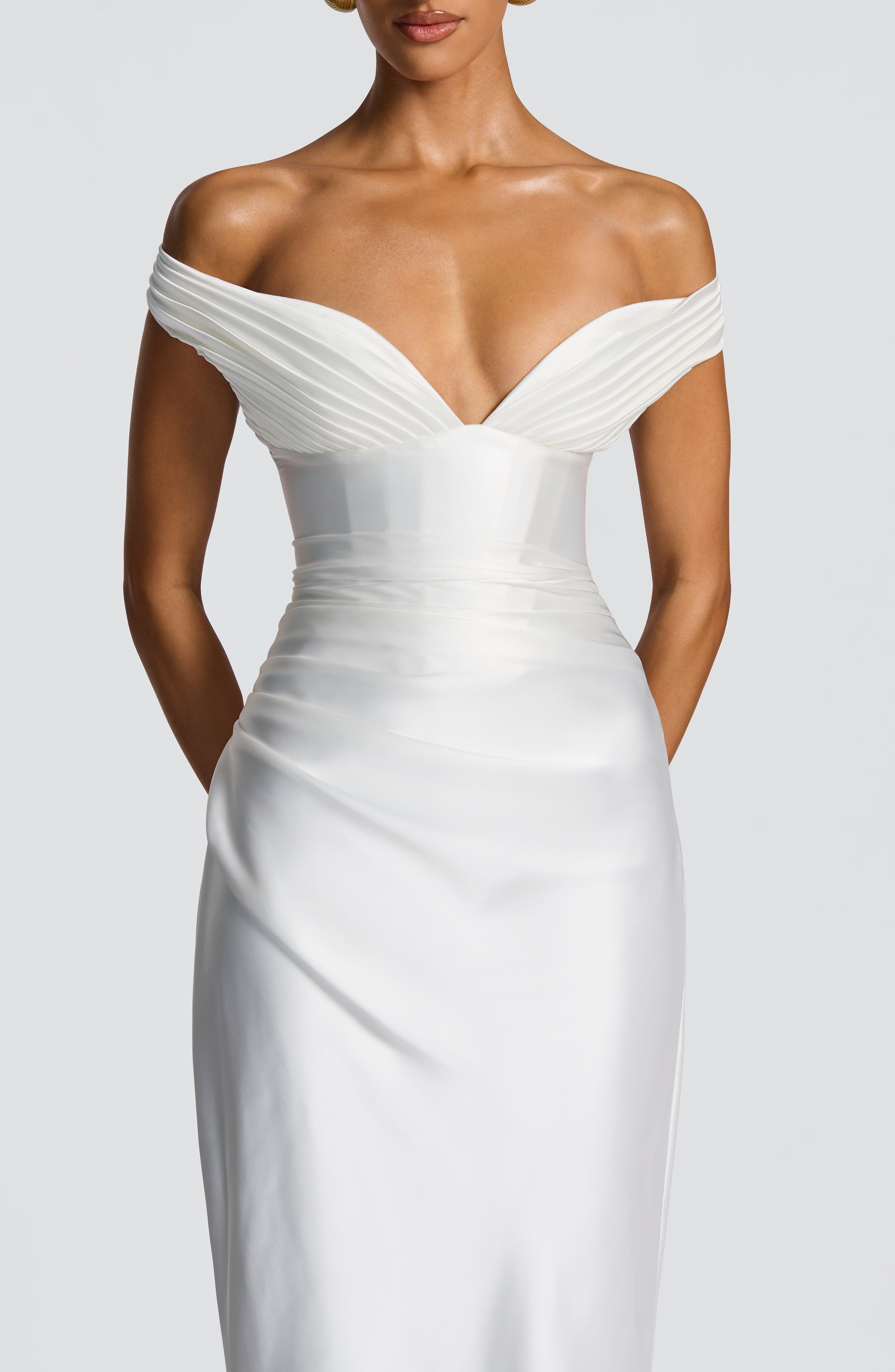 Aurelia Ekru Maxi Elbise